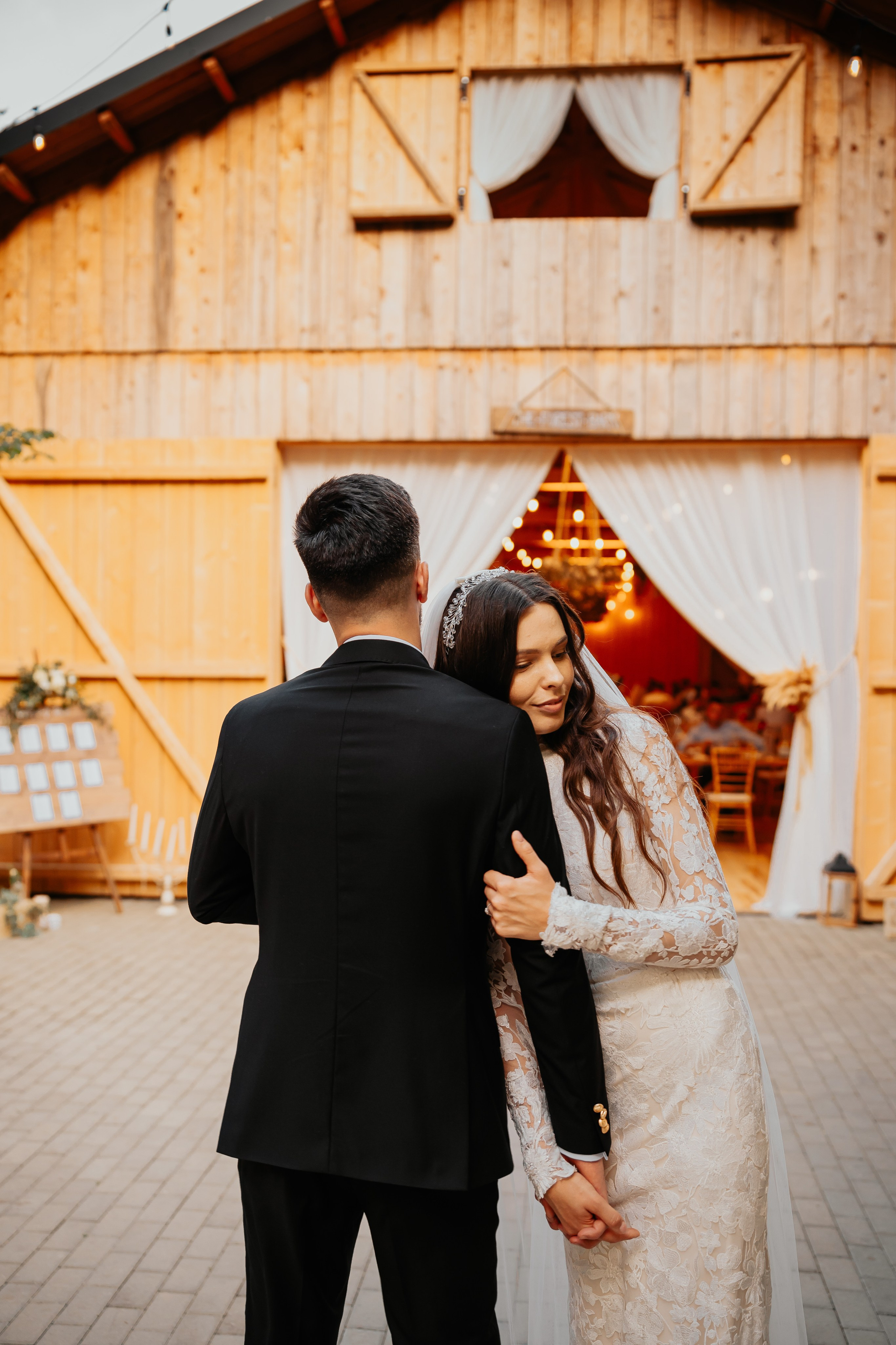 E & V. Fotograf Nunta Iasi - Hearts & Pictures