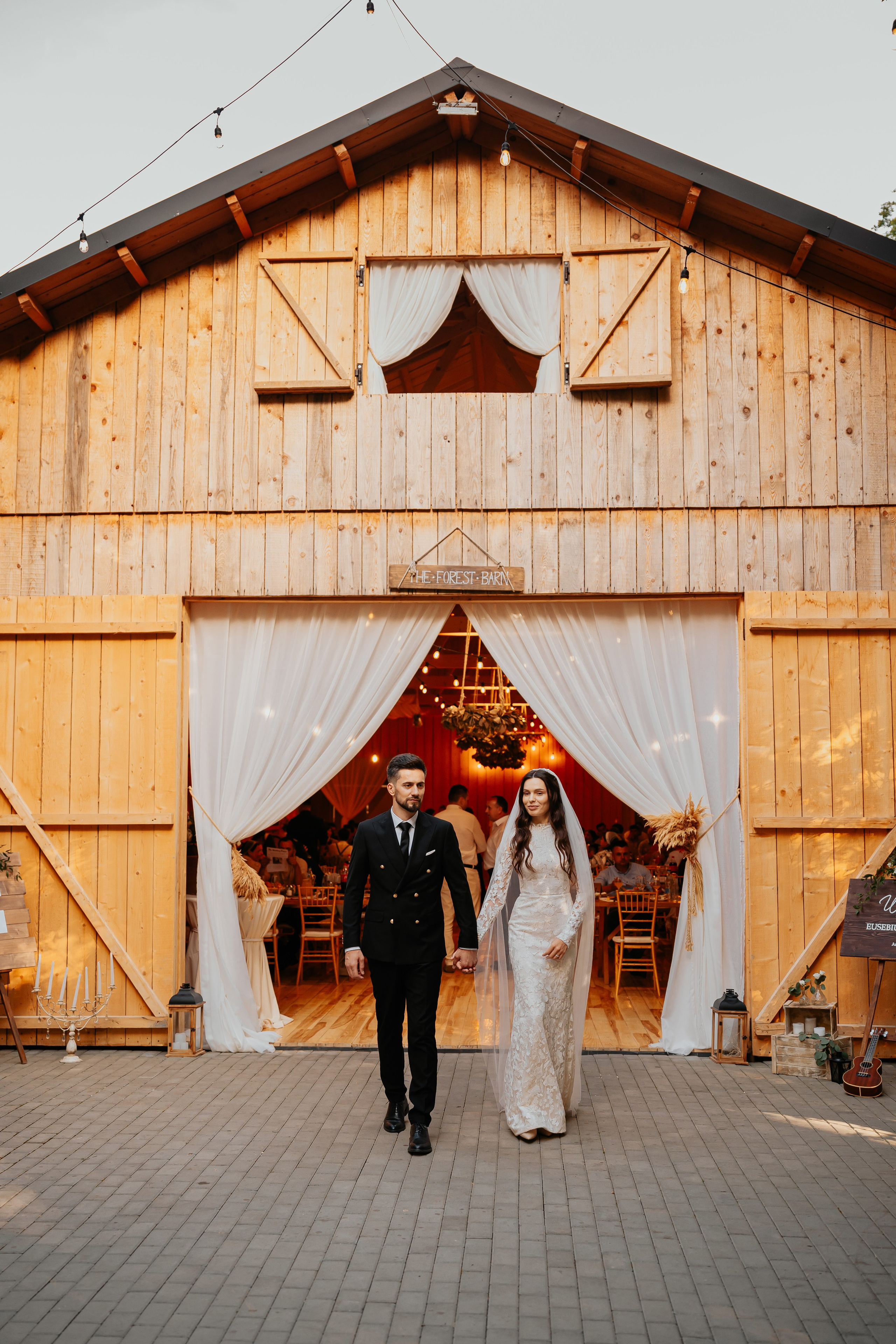 E & V. Fotograf Nunta Iasi - Hearts & Pictures