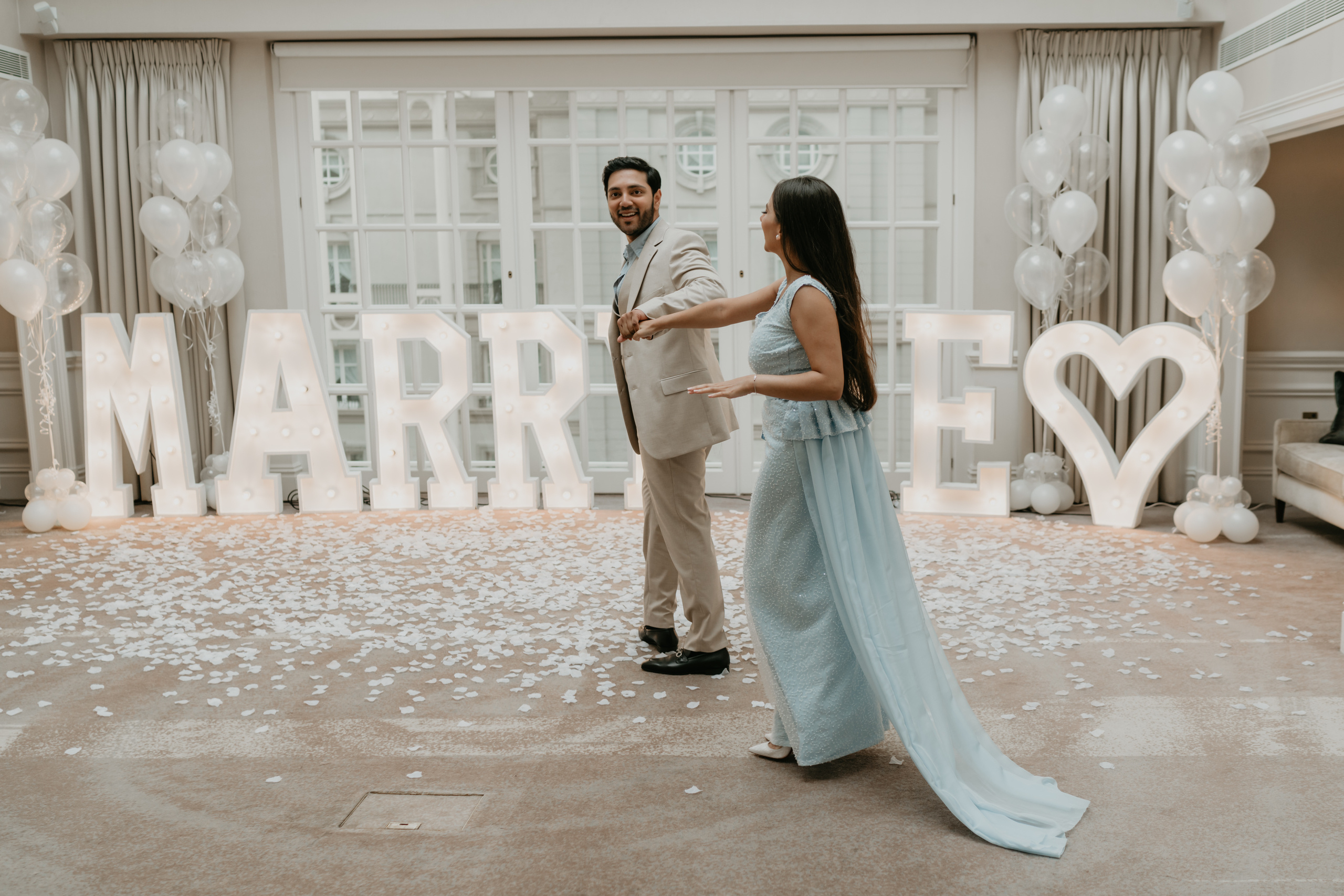 Proposal photo and video session in London. London Wedding Photographer|Natasha Ferreira