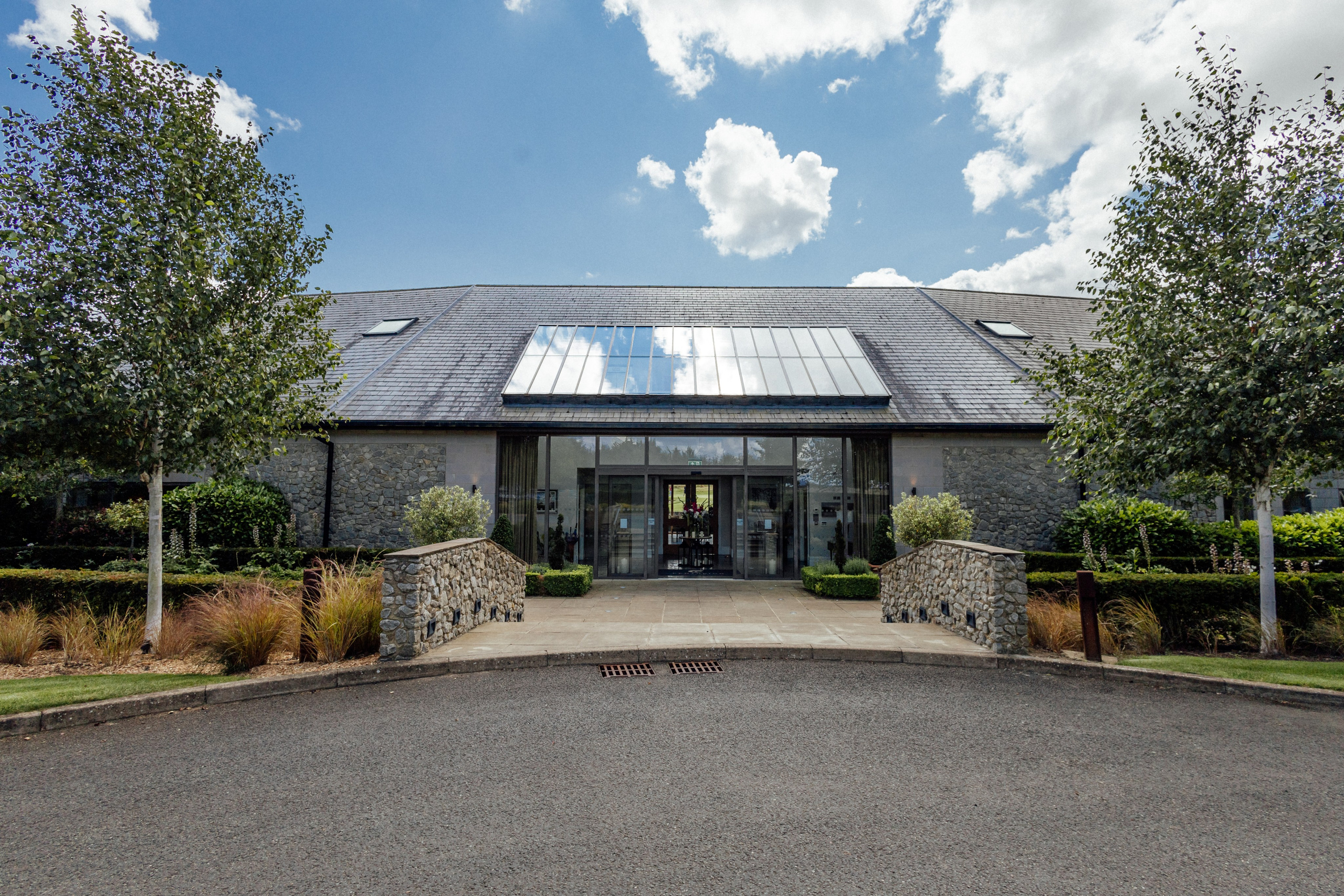 Elegant Wedding Photo Gallery in Hertfordshire. Timeless Wedding & Event Photography — based London, working across Europe