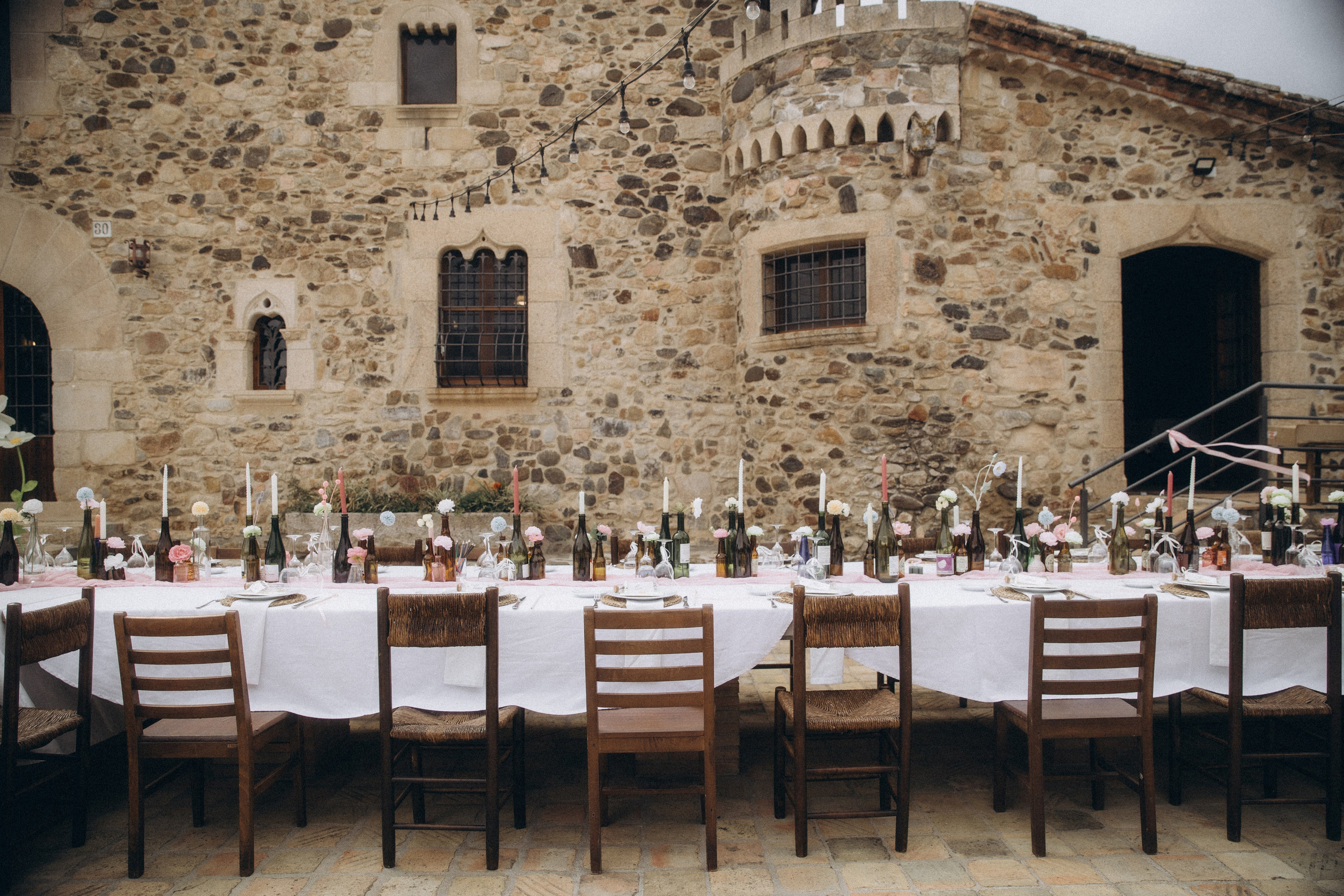 Dana & Alex. Rural Can Jaques. Paola wedding photographer / videographer in Barcelona