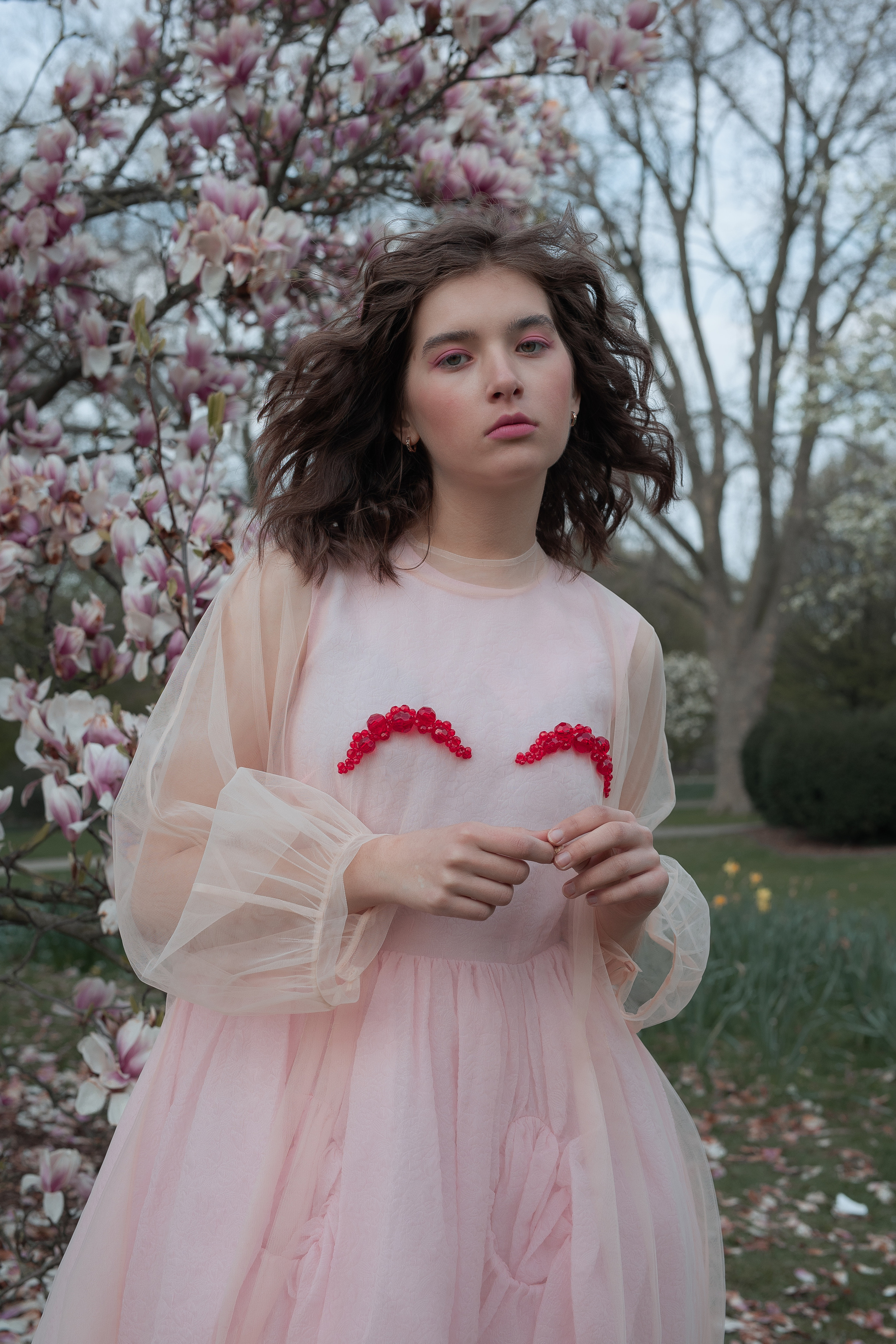 Fotoshootings unter Magnolien. Familien & Hochzeitfotografin Nadja Holzmann