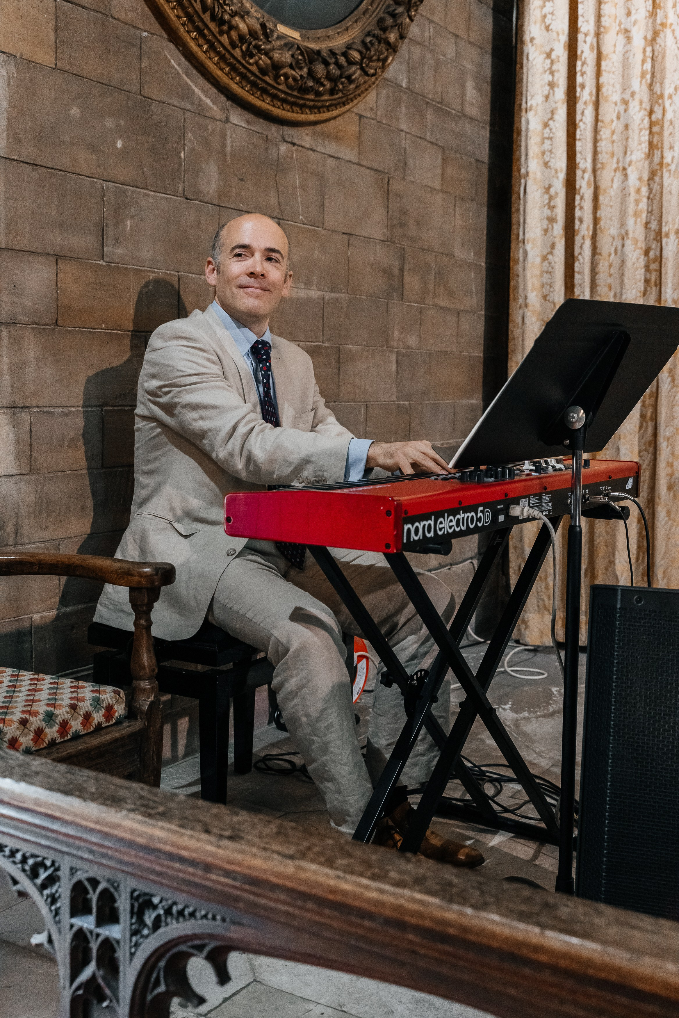 Wedding ceremony at The Lower chapel in Eton, Wedding in Eton, wedding photographer in Eton, wedding photographer in Eton