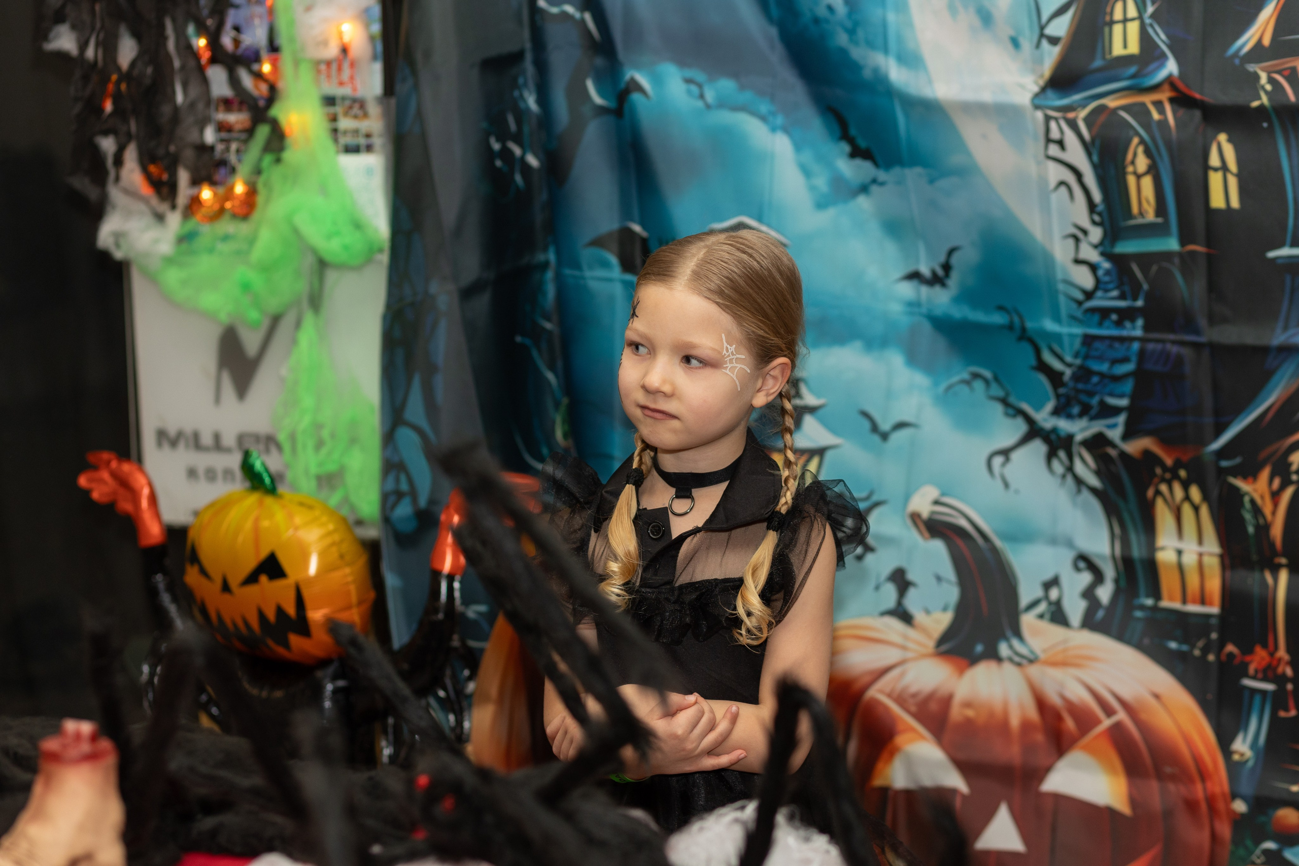 Leo dance studio Helloween 2025. Семейный и детский фотограф в Варшаве Мила Бобровская