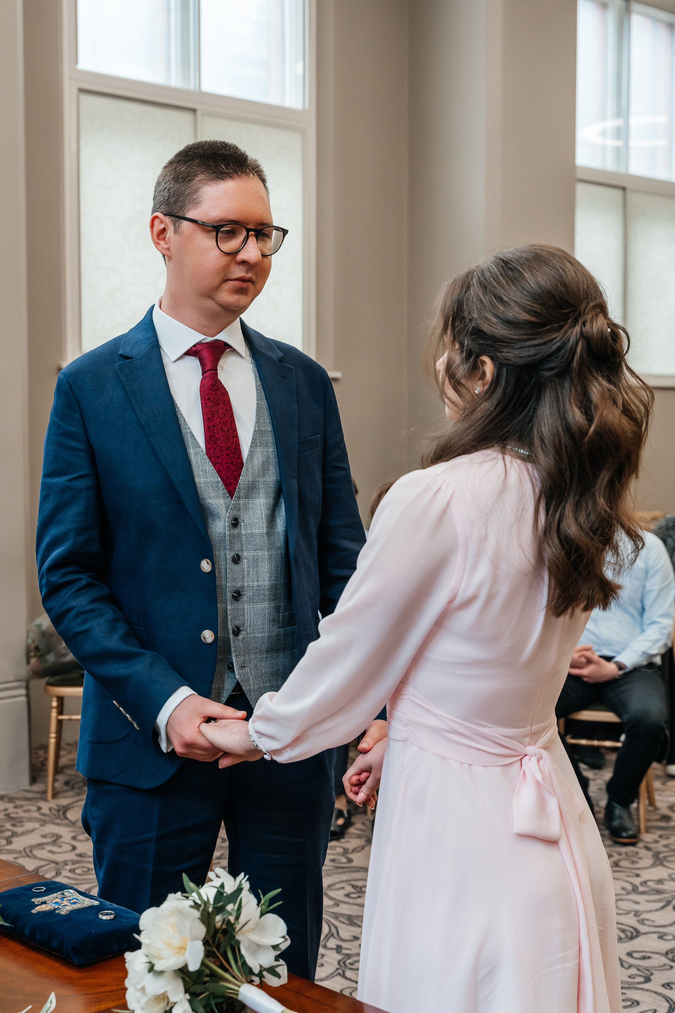 Reading Town Hall, Reading Town Hall civil ceremony, small wedding at Reading Town Hall, wedding at Reading, wedding at Reading, civil ceremony at Reading, small civil ceremony Reading Town Hall