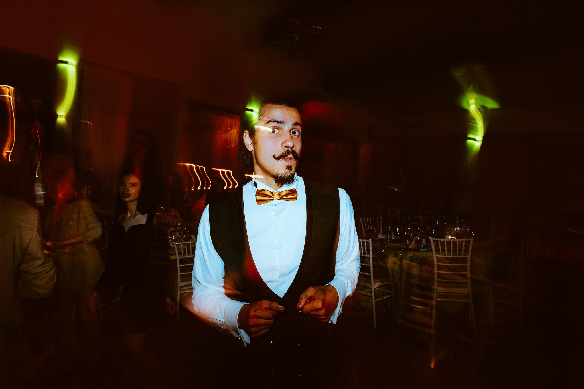 Radu si Diana. Wedding photographer and videographer