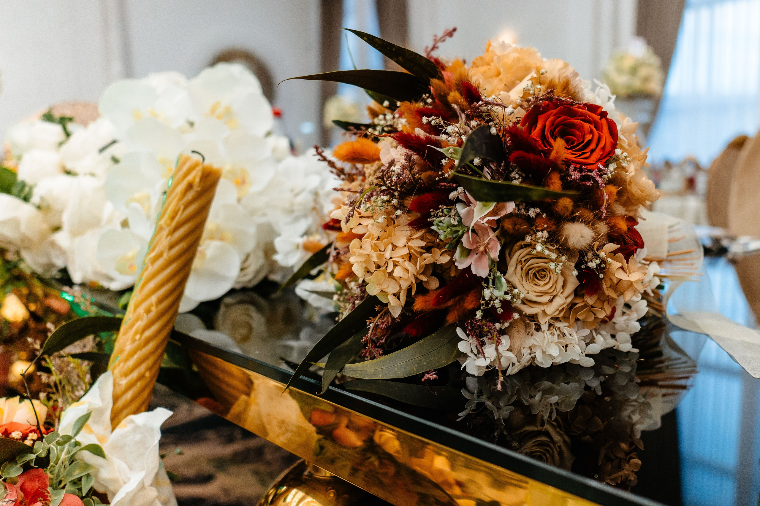 Robert si Mada. Foto-Video Nunta Iasi, Suceava, Bucuresti / Disponibilitate 2025 — 2026 — 2027