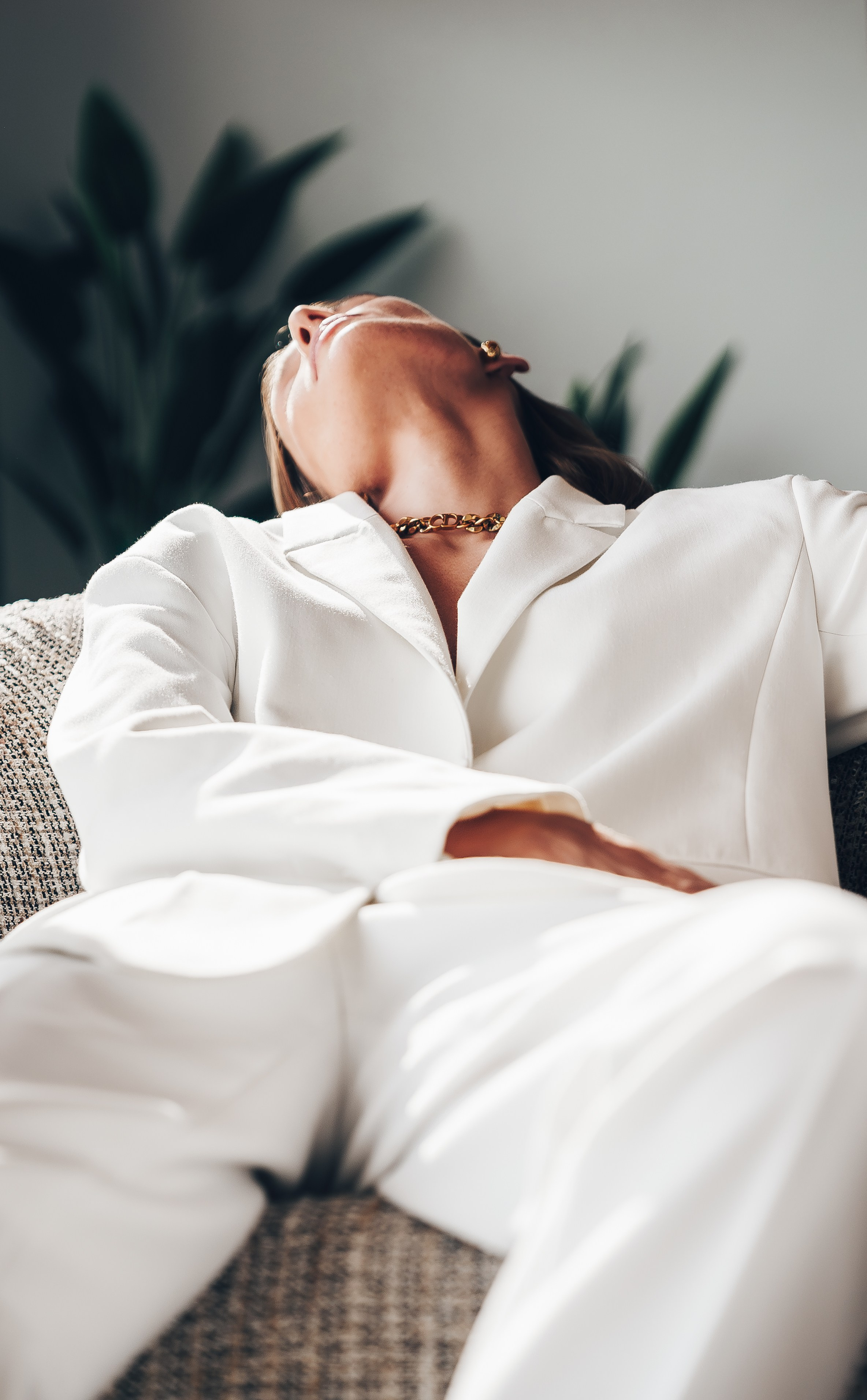 Y: K SHOPPING SERVICE. Anton Usanov | Creative producer | Photographer | Art-director