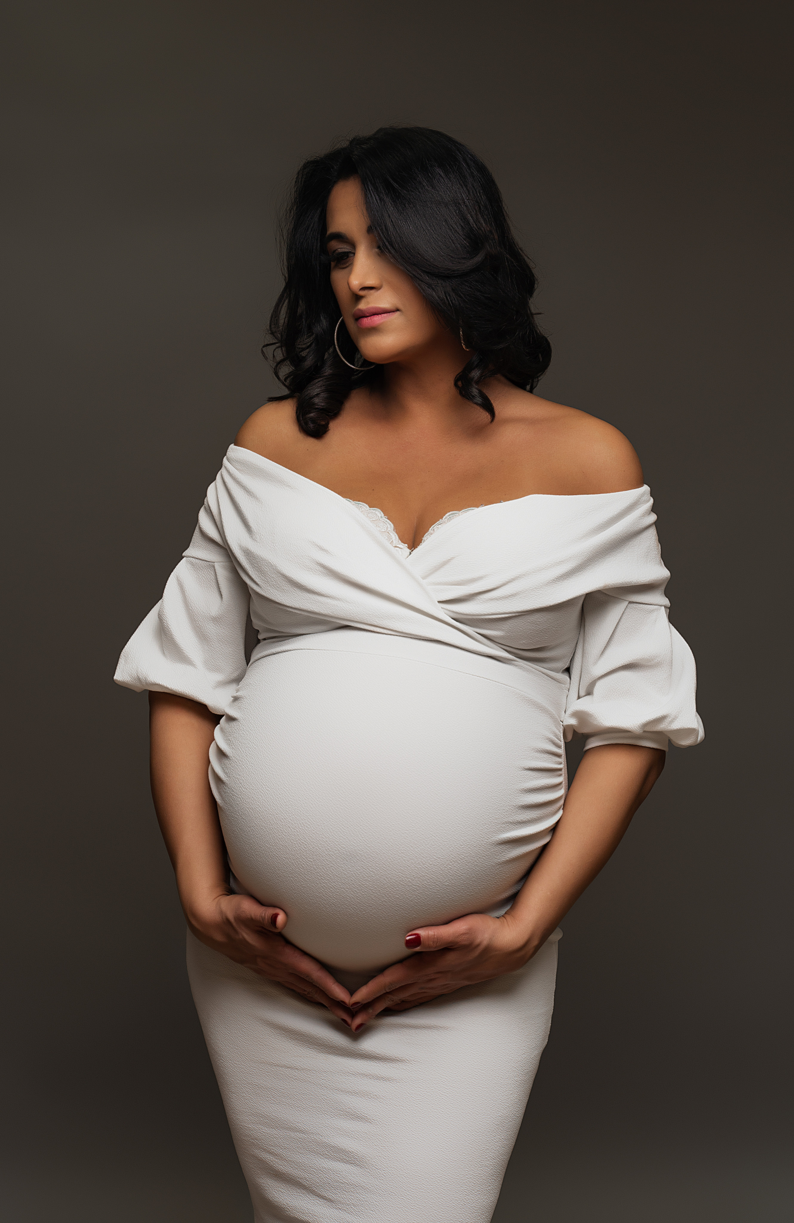 STUDIO: Josi. Maternity/Love story/Wedding photographer