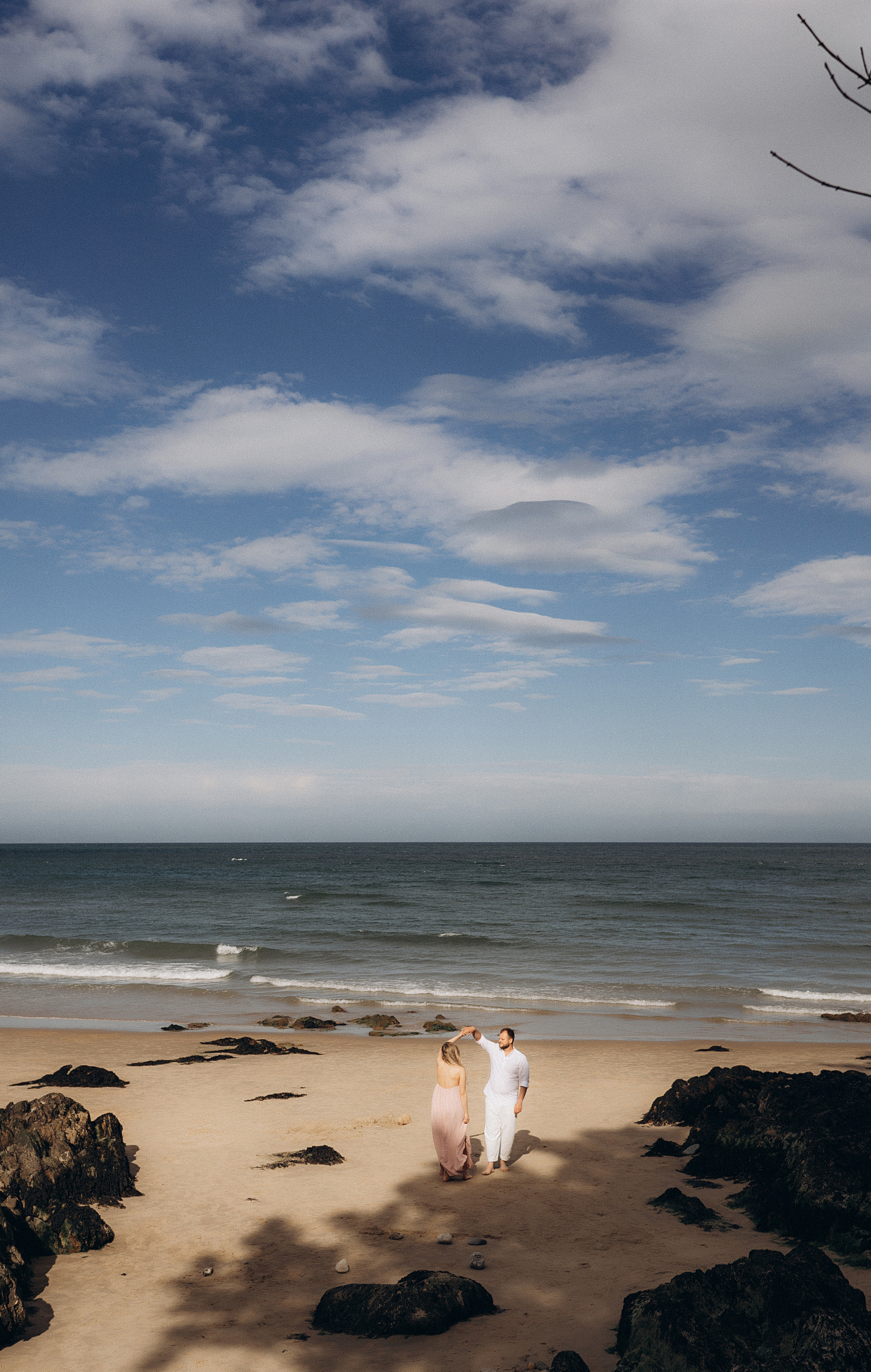 LOVE STORY: Valentina & Dinu. Main