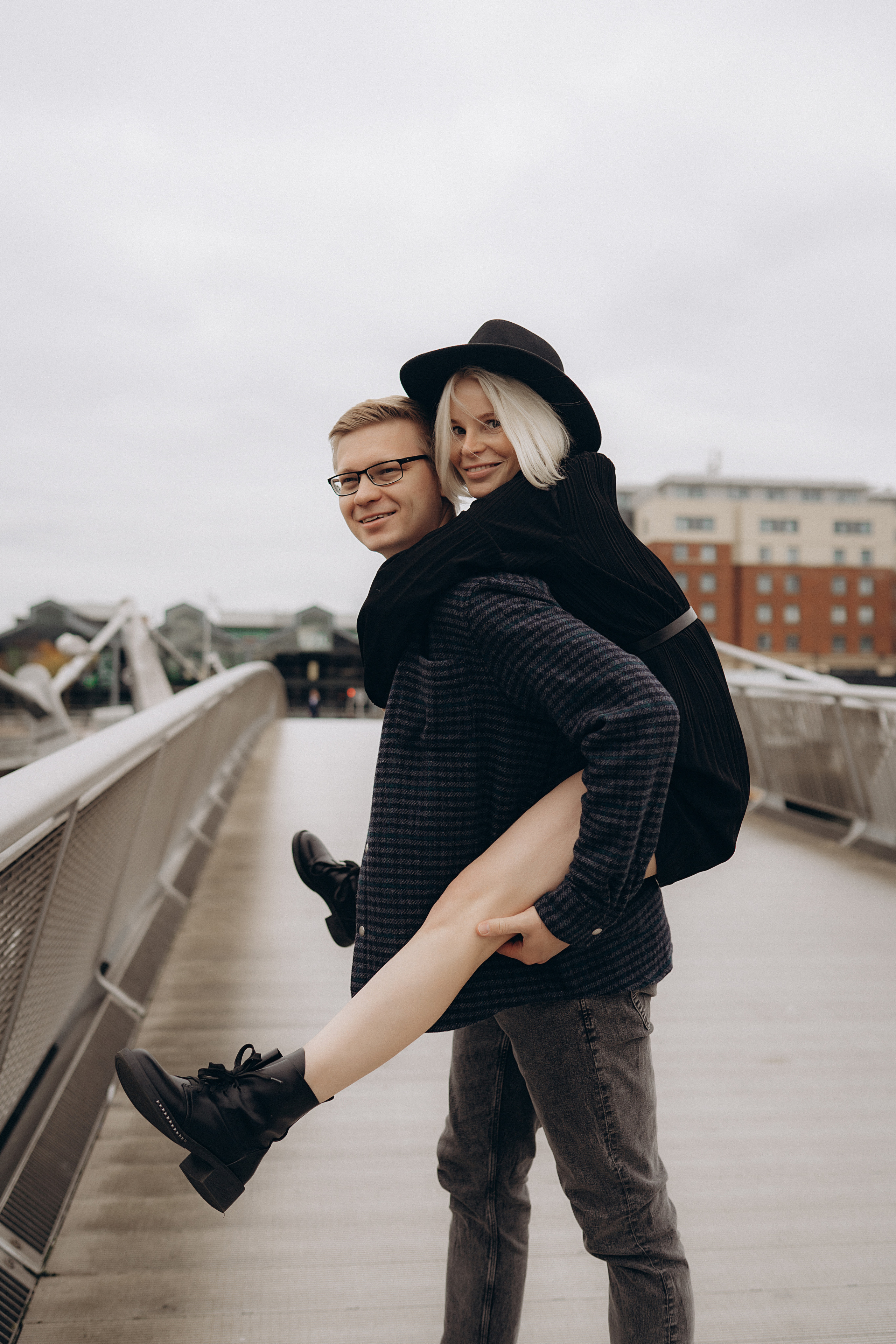 LOVE STORY: Masha & Sasha. Main