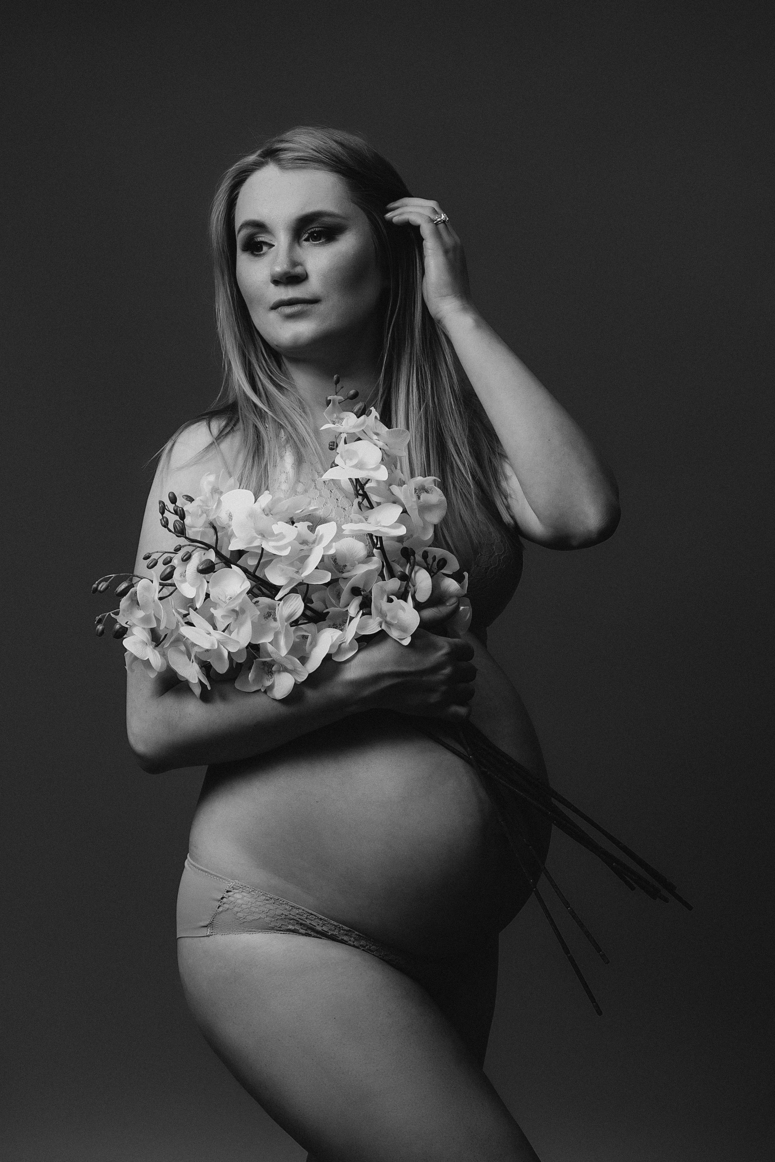 STUDIO: Alisa. Maternity/Love story/Wedding photographer