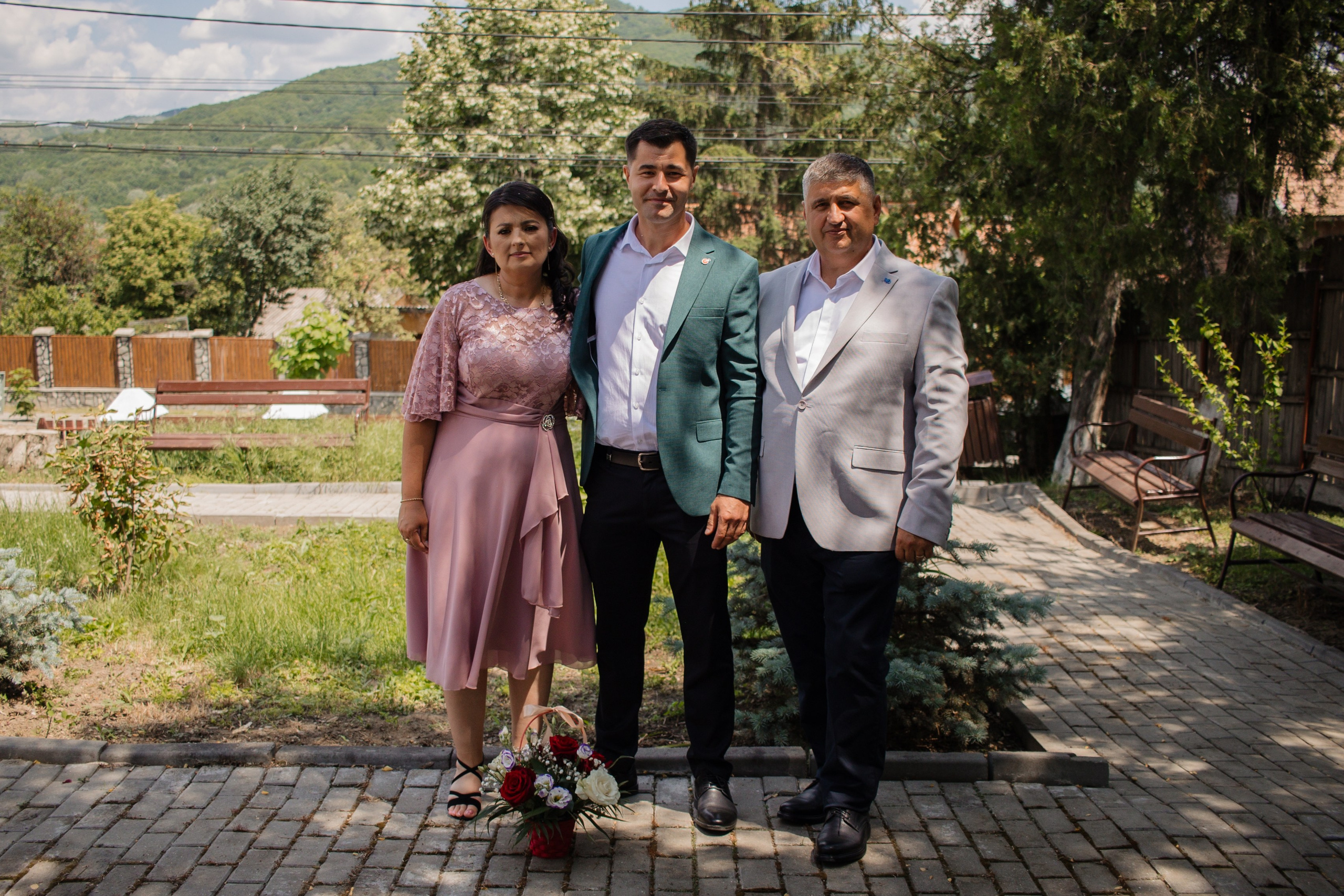 Nadia & George. Fotograf si videograf — evenimente si studio