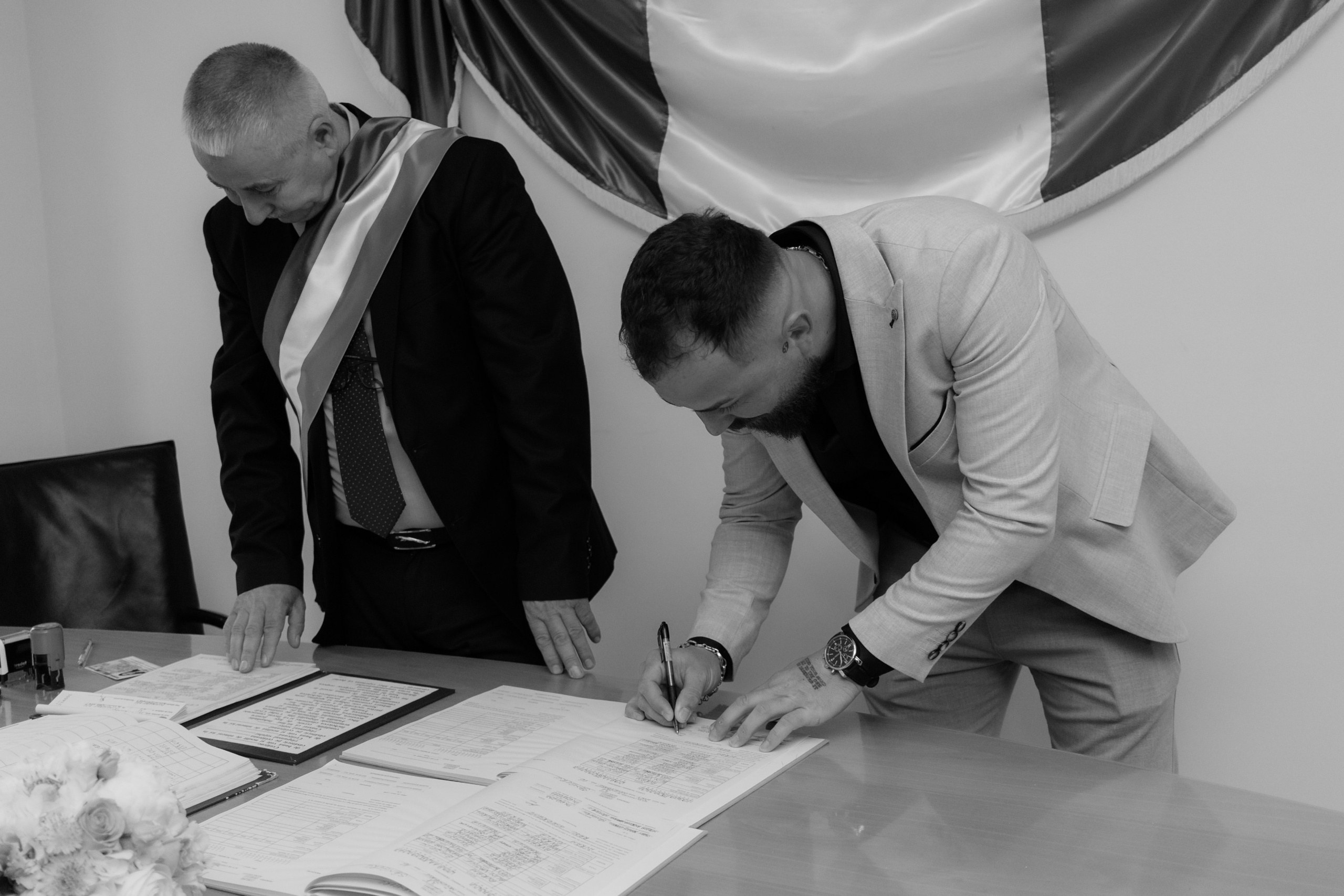 Madalina & Alin. Fotograf si videograf — evenimente si studio