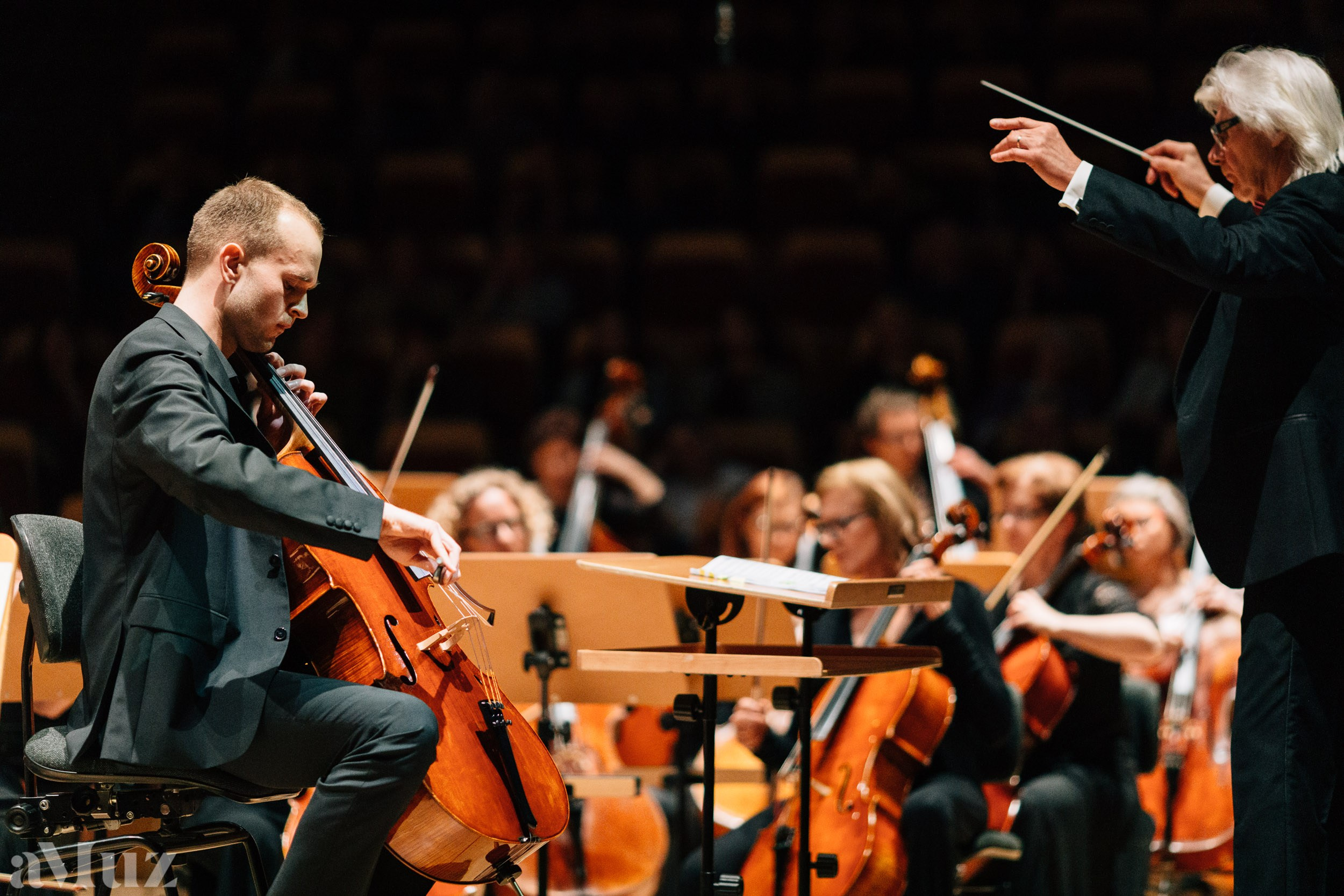 Filharmonia Bałtycka. Fotograf Ślubny Warszawa - Sesje Biznesowe Rodzinne Eventy