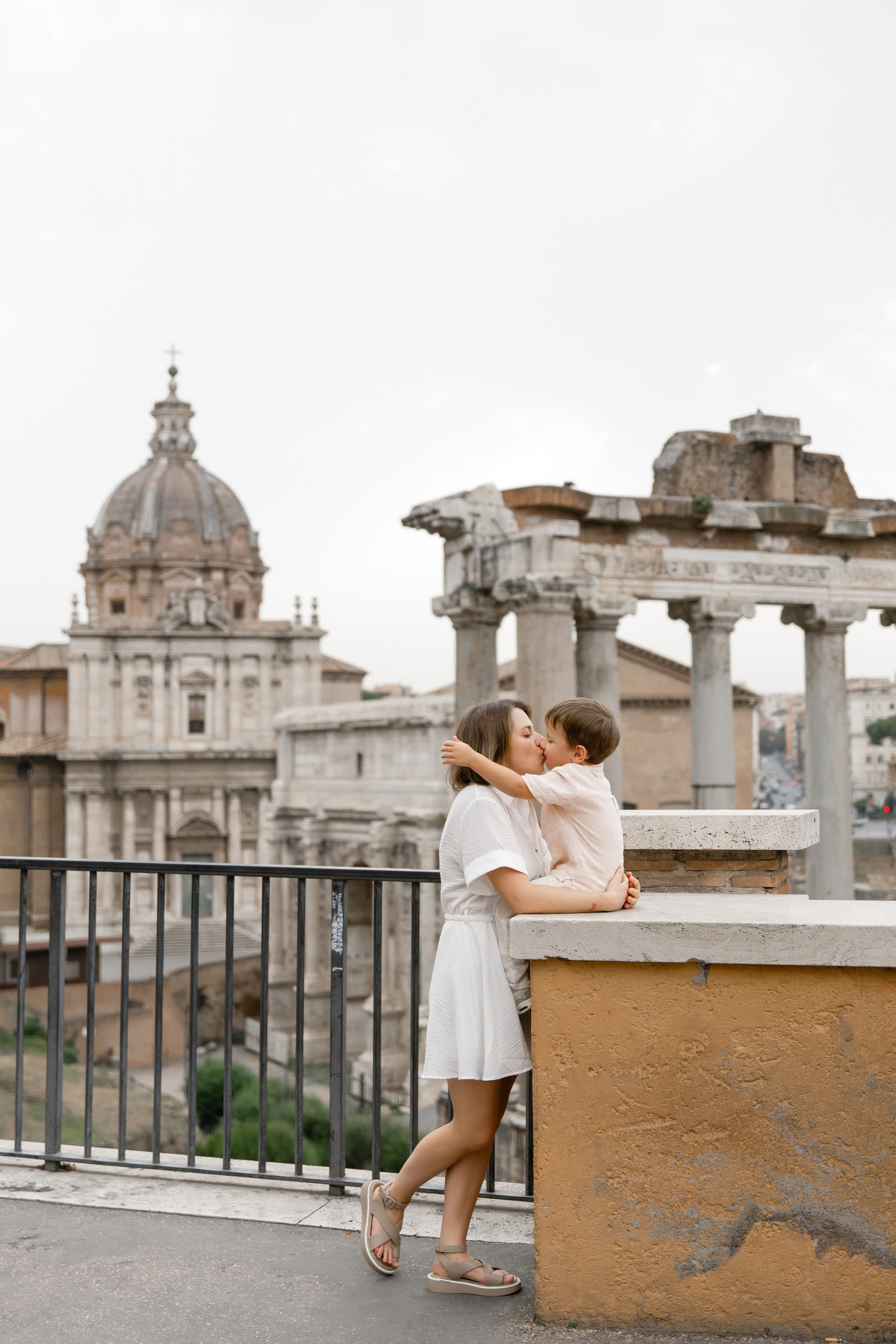 Wedding photographer Italy Rome, Tuscany, Lake Como, Sicily, Puglia. Wedding Photographer Rome Tuscany Como Sicily Puglia Amalfy Italy- Oksana Savenchuk