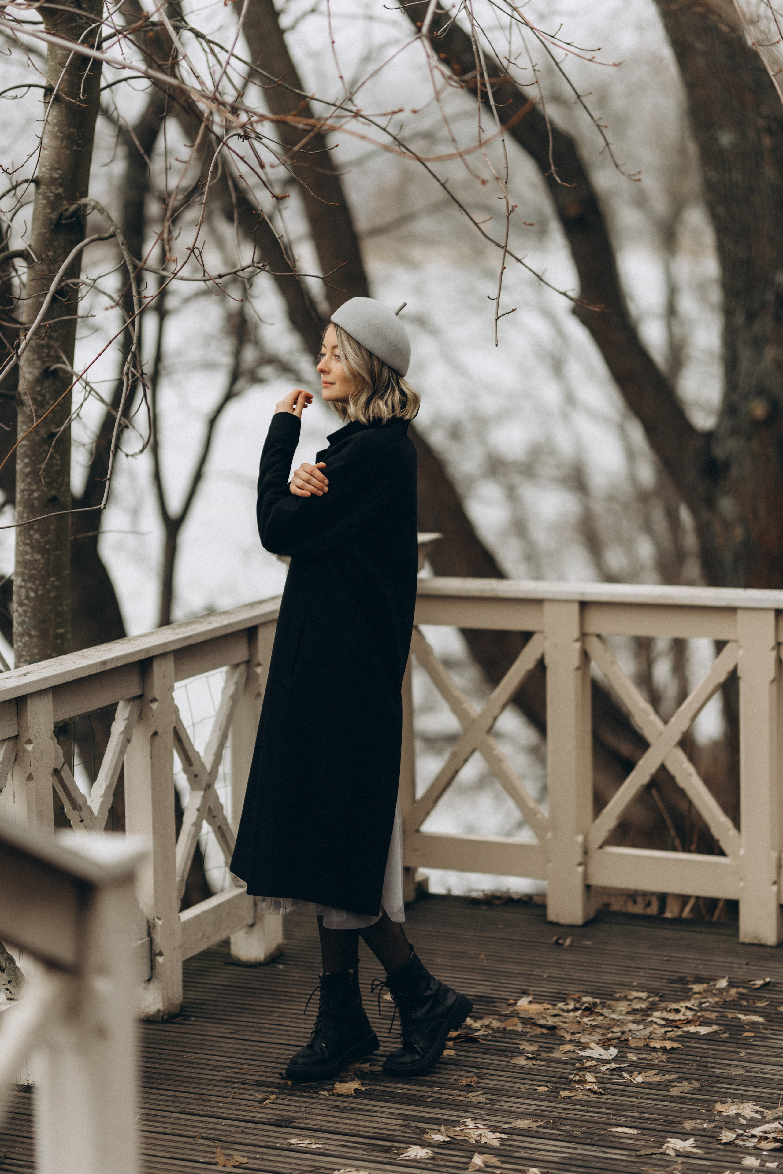 Woman phoshoot. Wedding and portrait photographer in Helsinki Vickan O