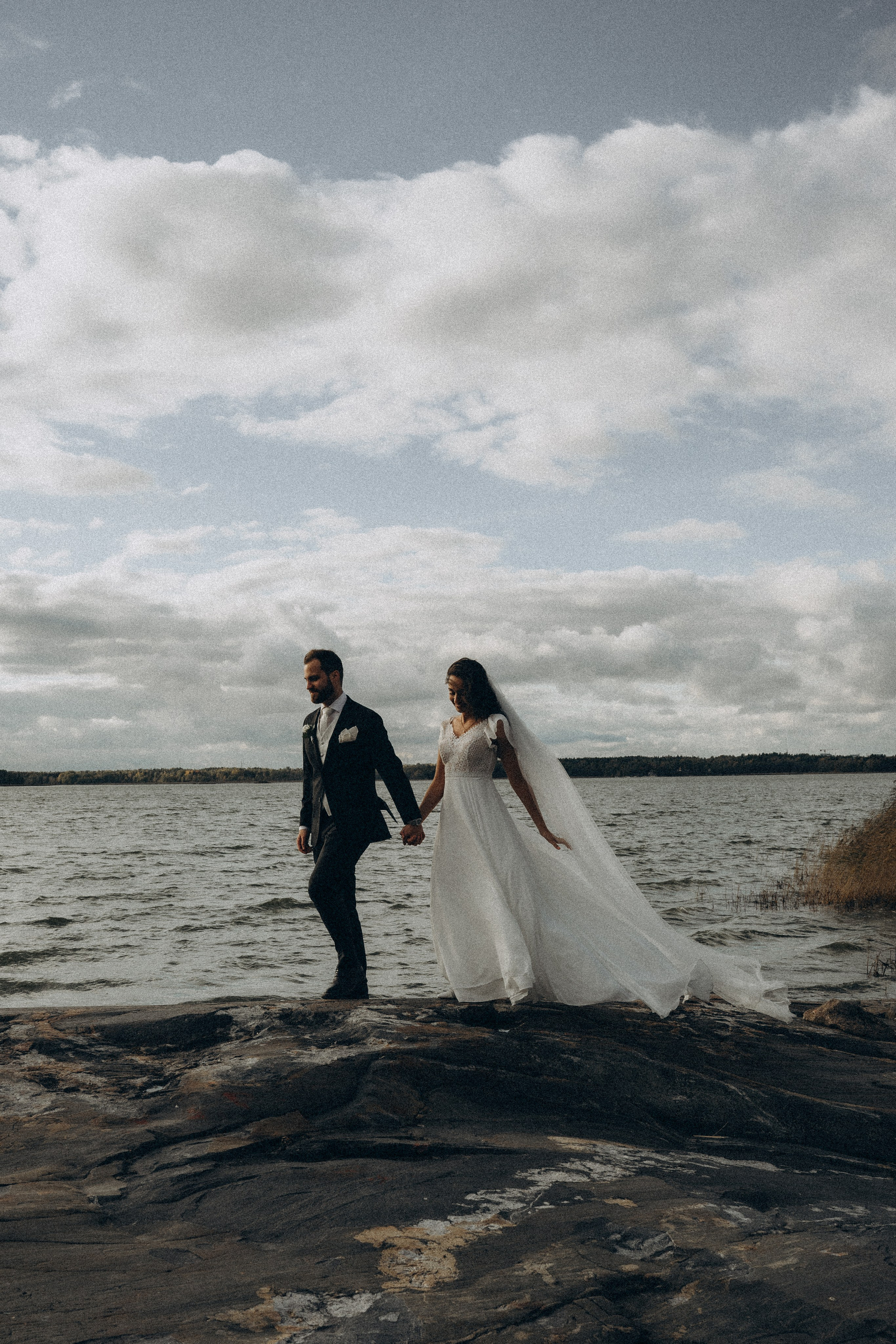 W&S. Wedding and portrait photographer in Helsinki Vickan O