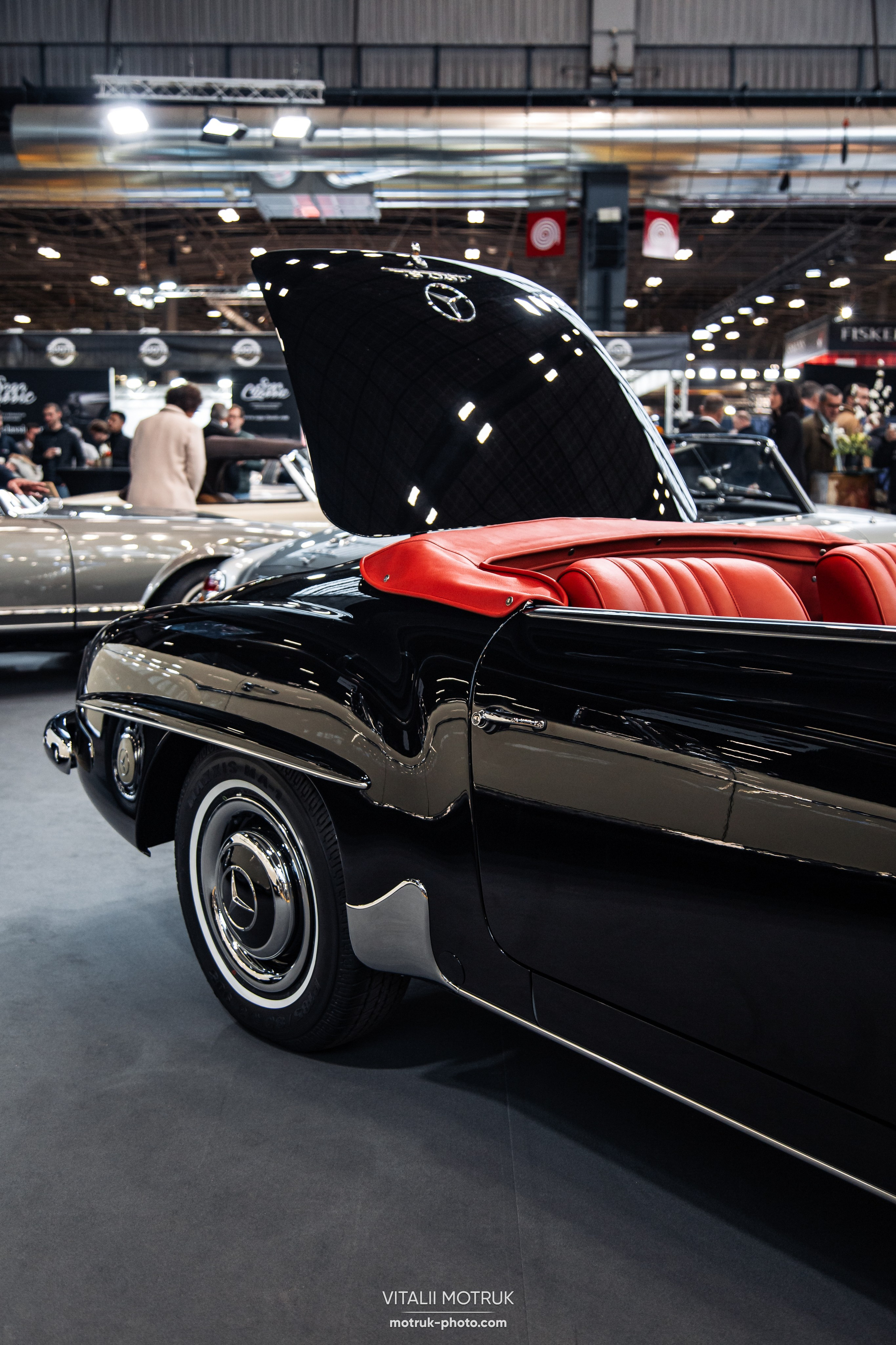 Retromobile 2023. Photographer in Paris — Vitalii Motruk