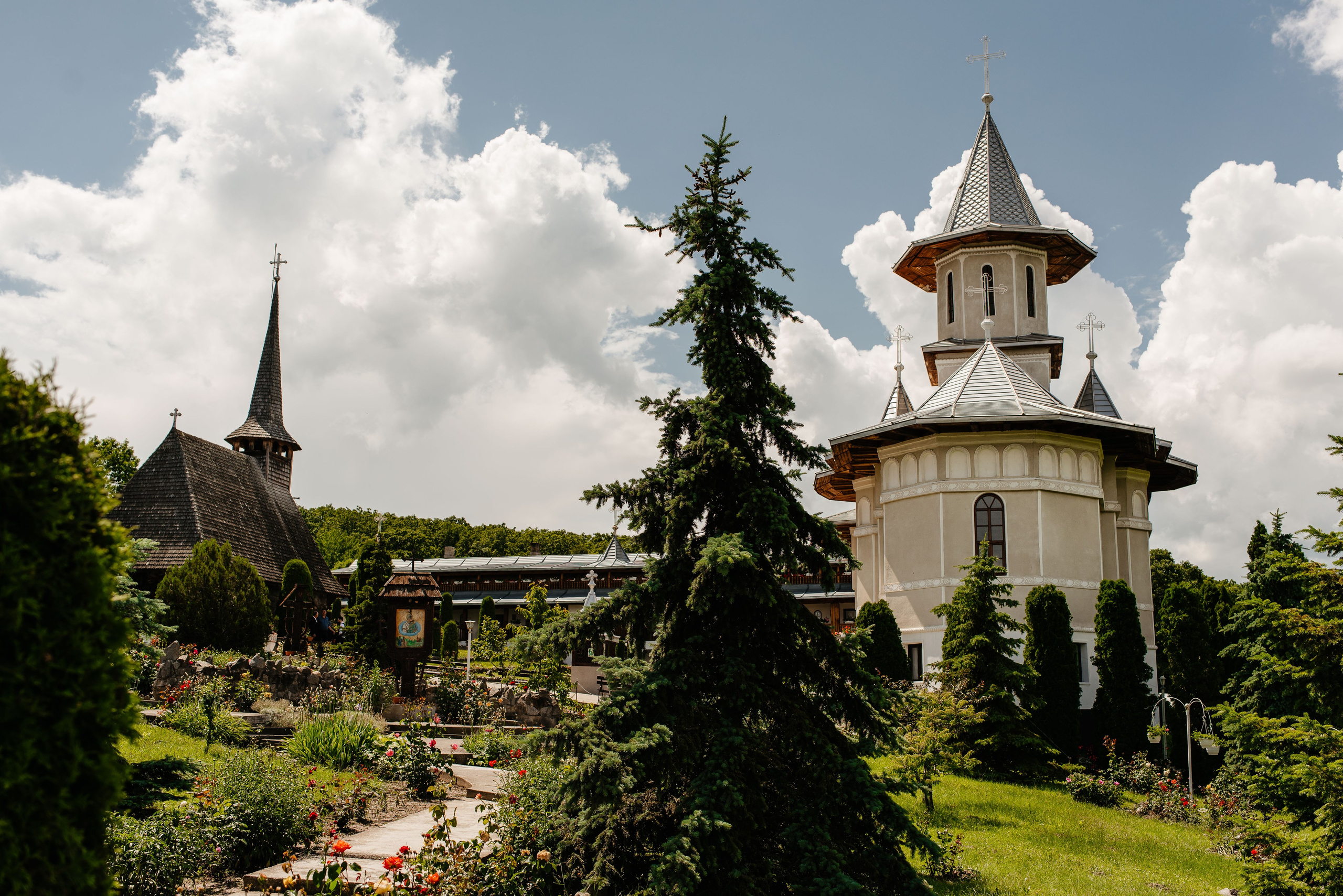 Radu Rahovan Fotograf de nuntǎ Cluj - Zalau - Alba - Târgu Mureș - Bistrița