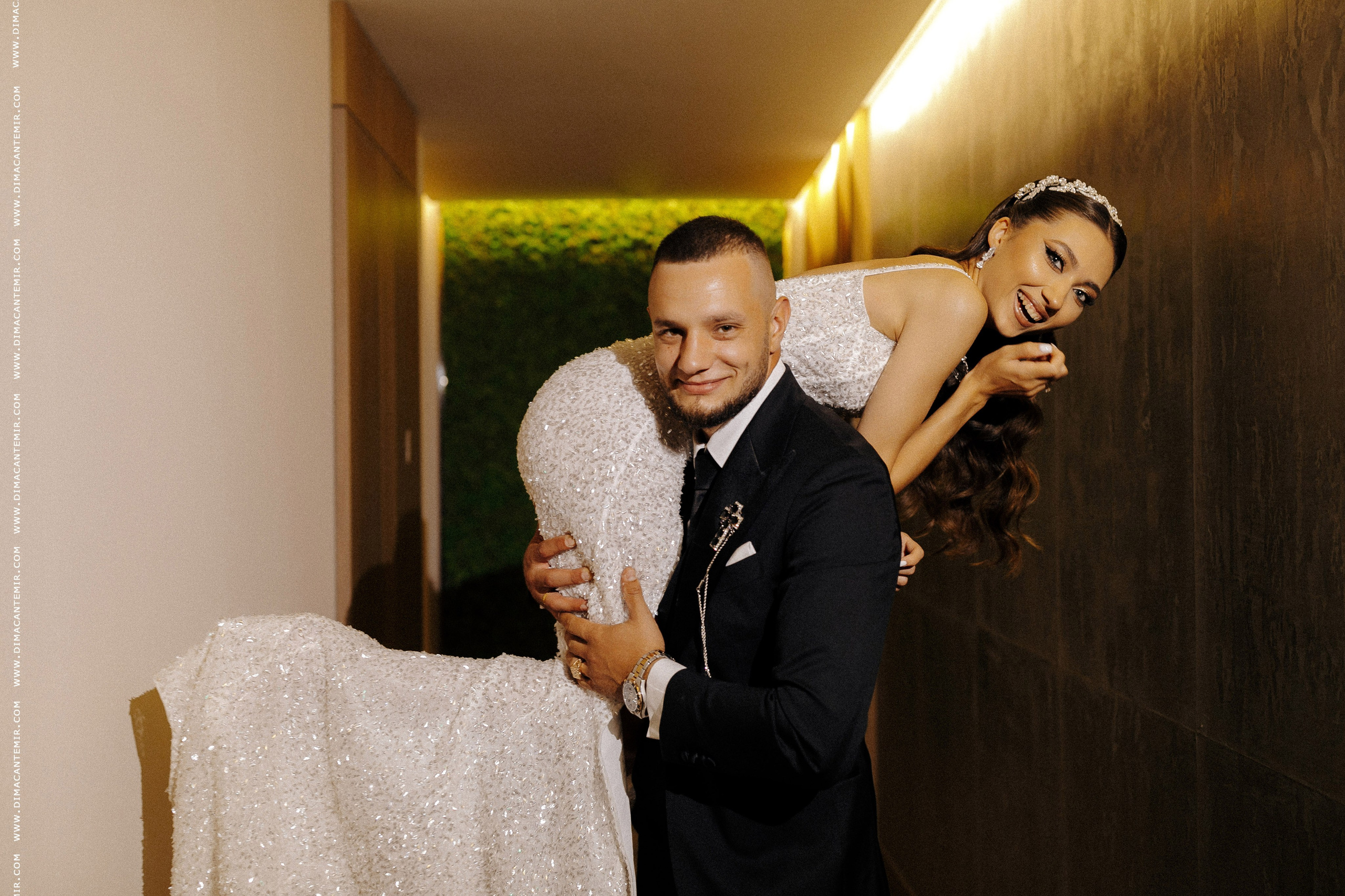 MIHAIL + SABINA | Grand Élysée. Fotograf de nuntă în Chisinau, Moldova. Poze și Video Comerciale