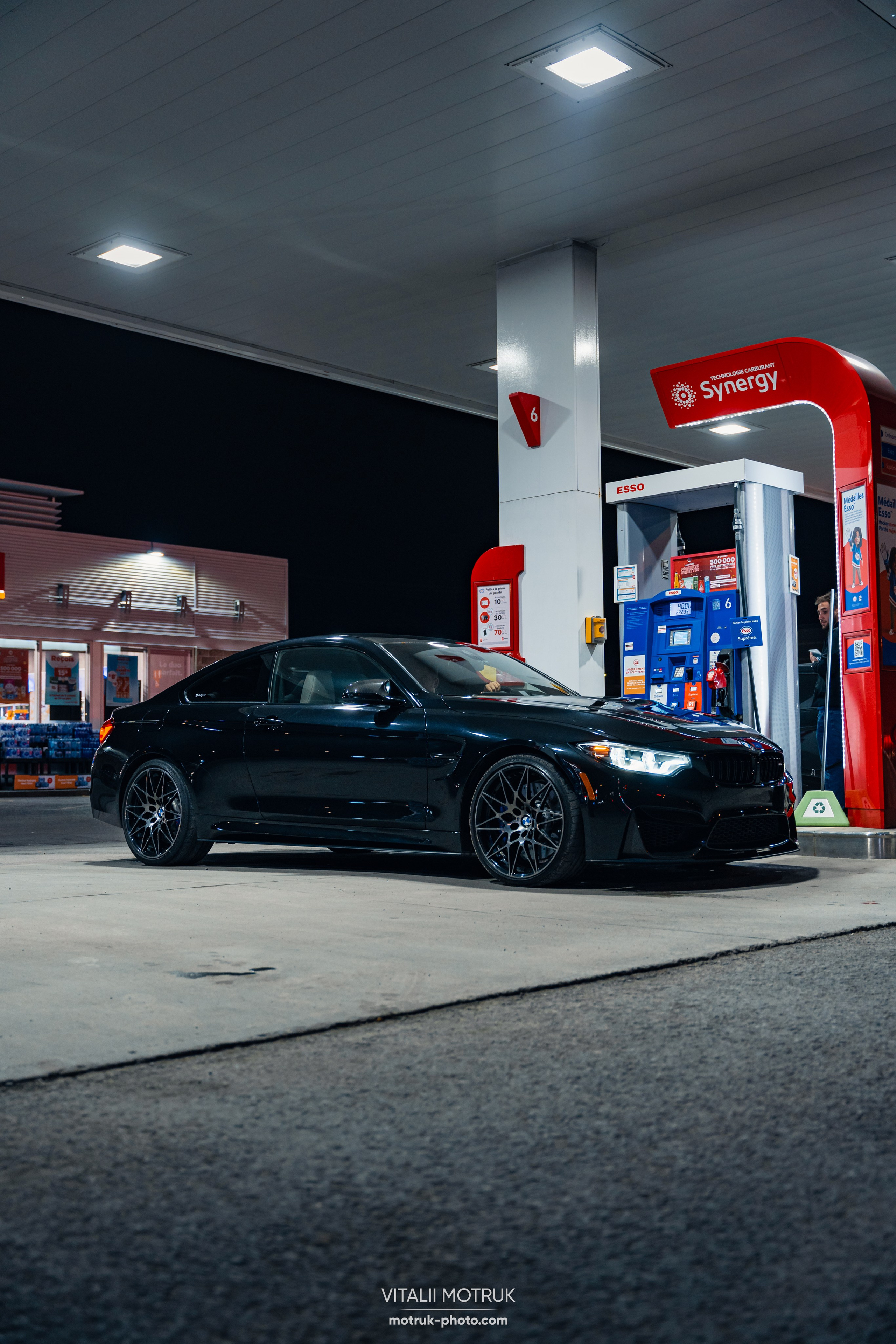 Car meet: 514 bimmers. Photographe de voitures à Paris — Vitalii Motruk