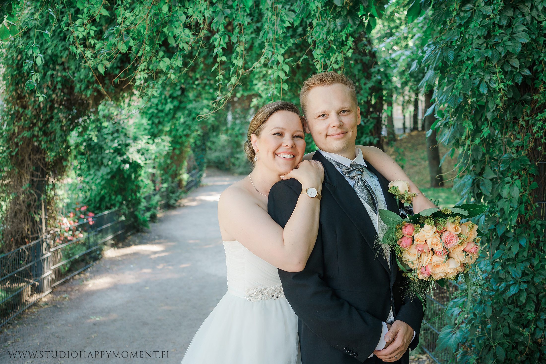 Hanna & Antti, Johanneksen kirkko, Käpylän työväentalo, hääkuvaaja Helsinki