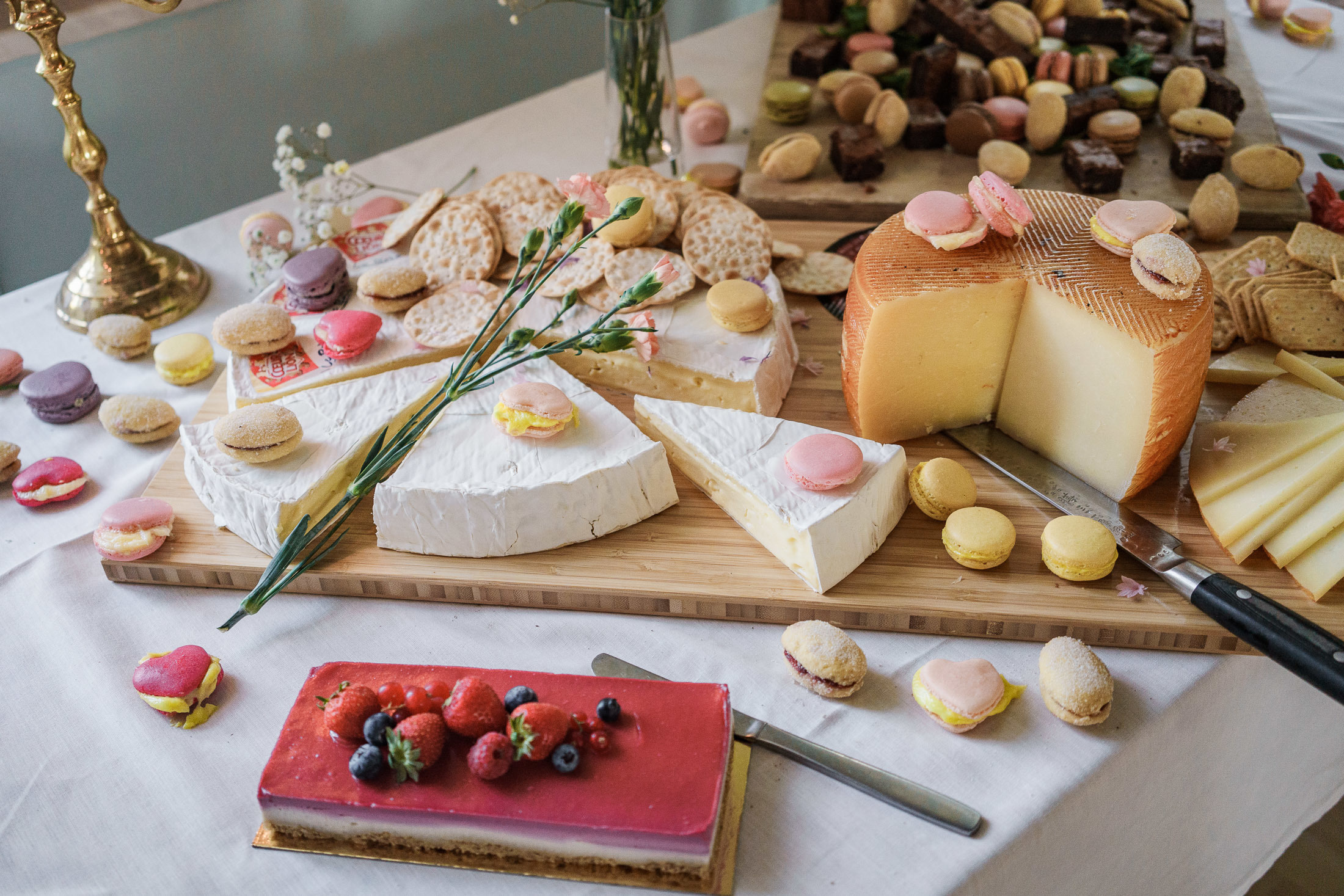 Hanna & Antti, Johanneksen kirkko, Käpylän työväentalo, hääkuvaaja Helsinki