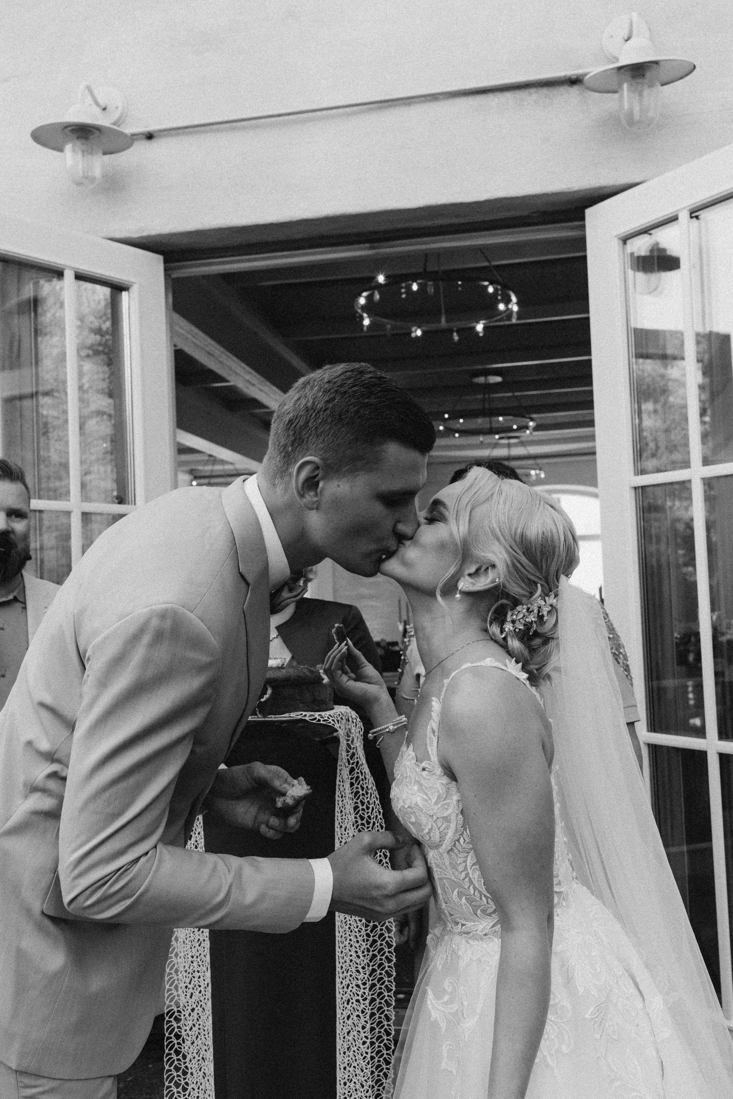 Wedding. Wedding and portrait photographer in Helsinki Vickan O