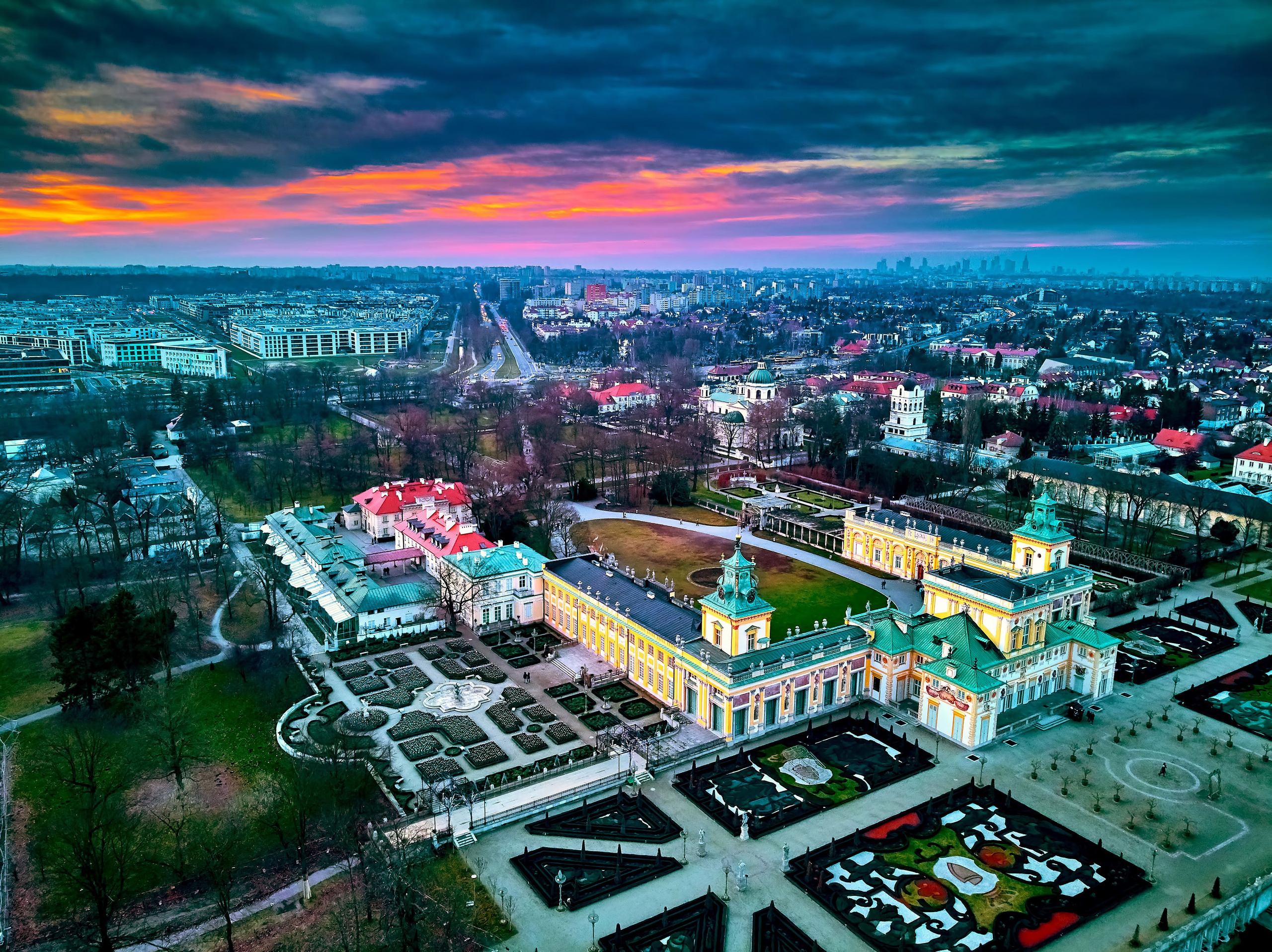 „Mam tak samo jak Ty…” - Warszawa z lotu ptaka. Andriej Szypilow — Photography & Videography