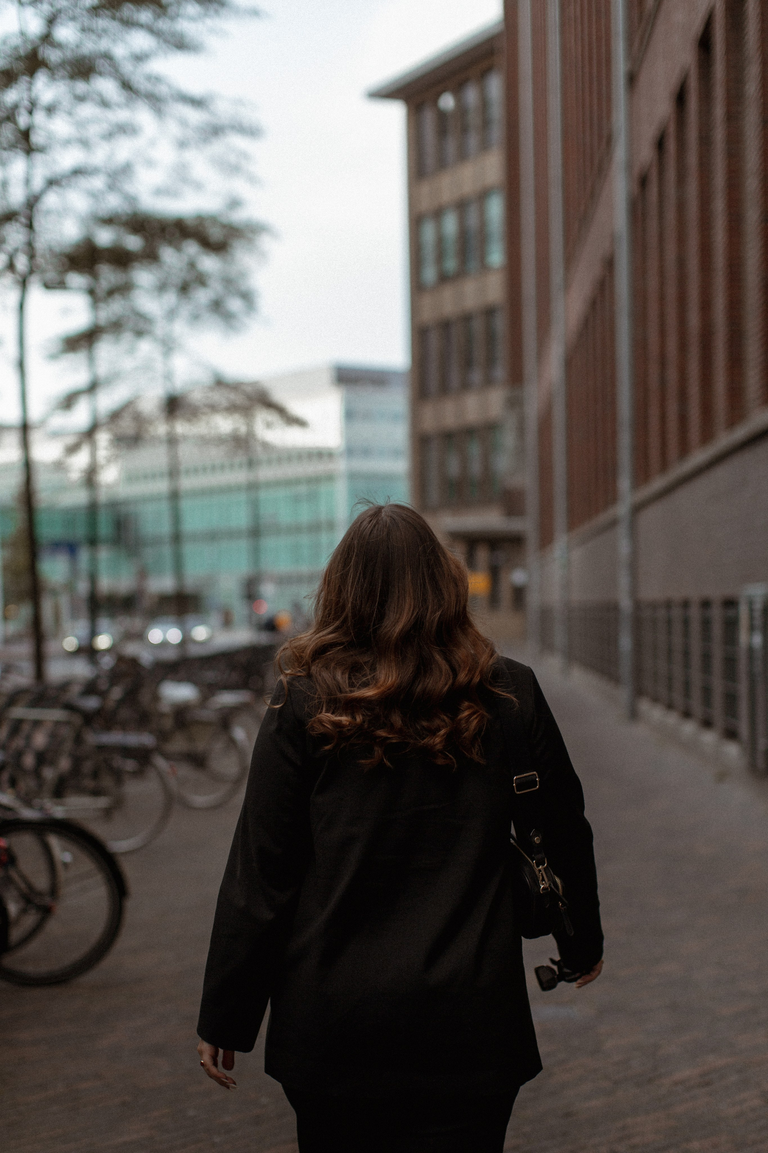 Anna. Anti-posing photoshoot. True self