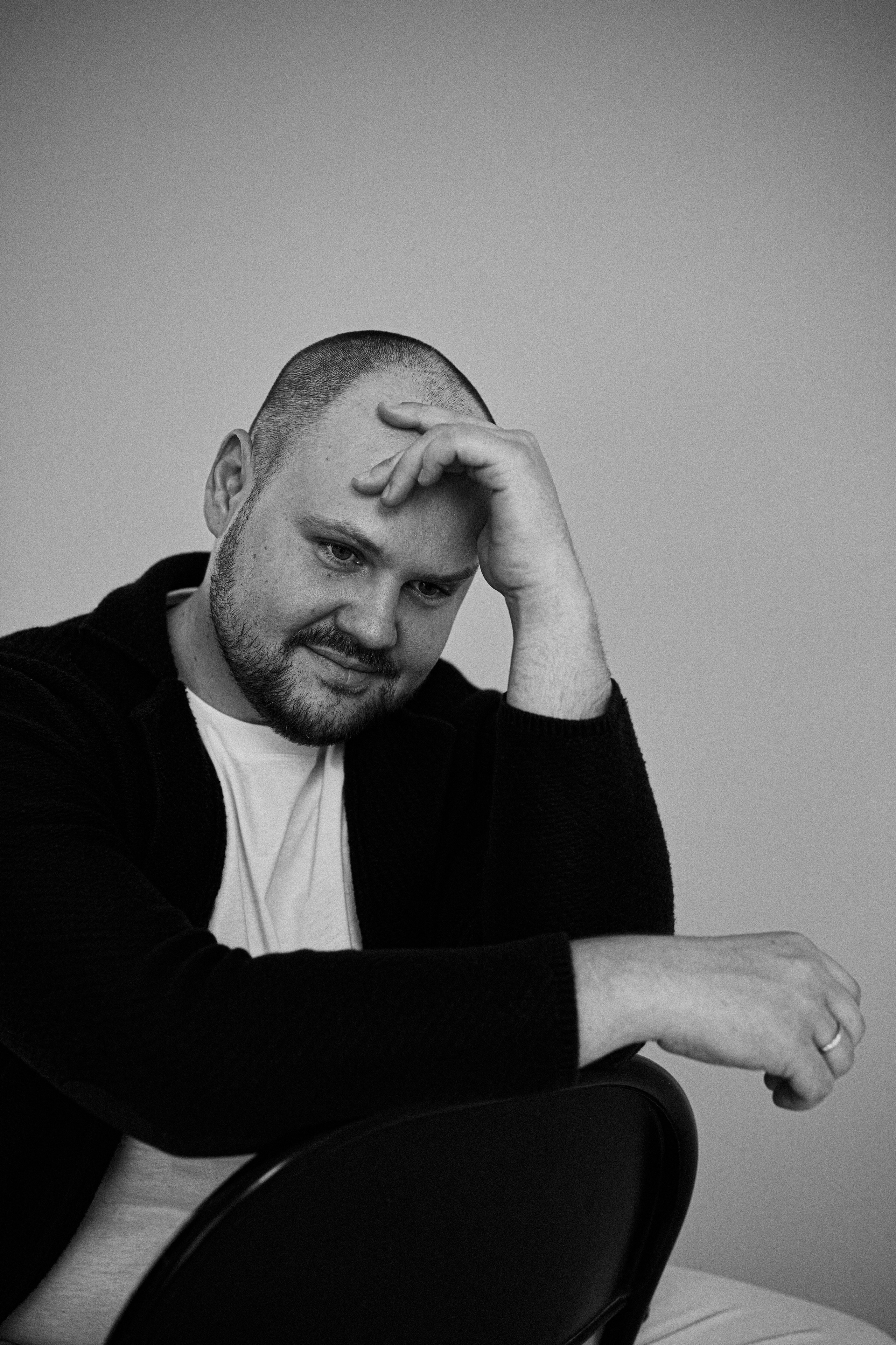 Денис. Бизнес портрет. Фотограф в Барселоне Жанна Захарченко