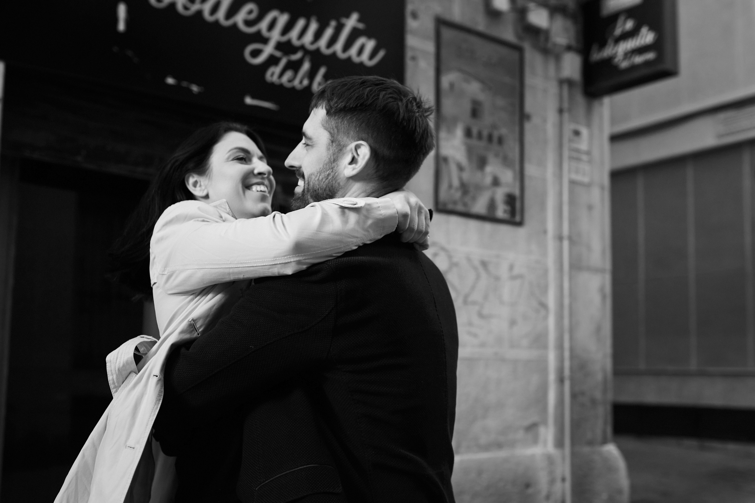 Татьяна и Демид лавстори в городе. ГЛАВНАЯ