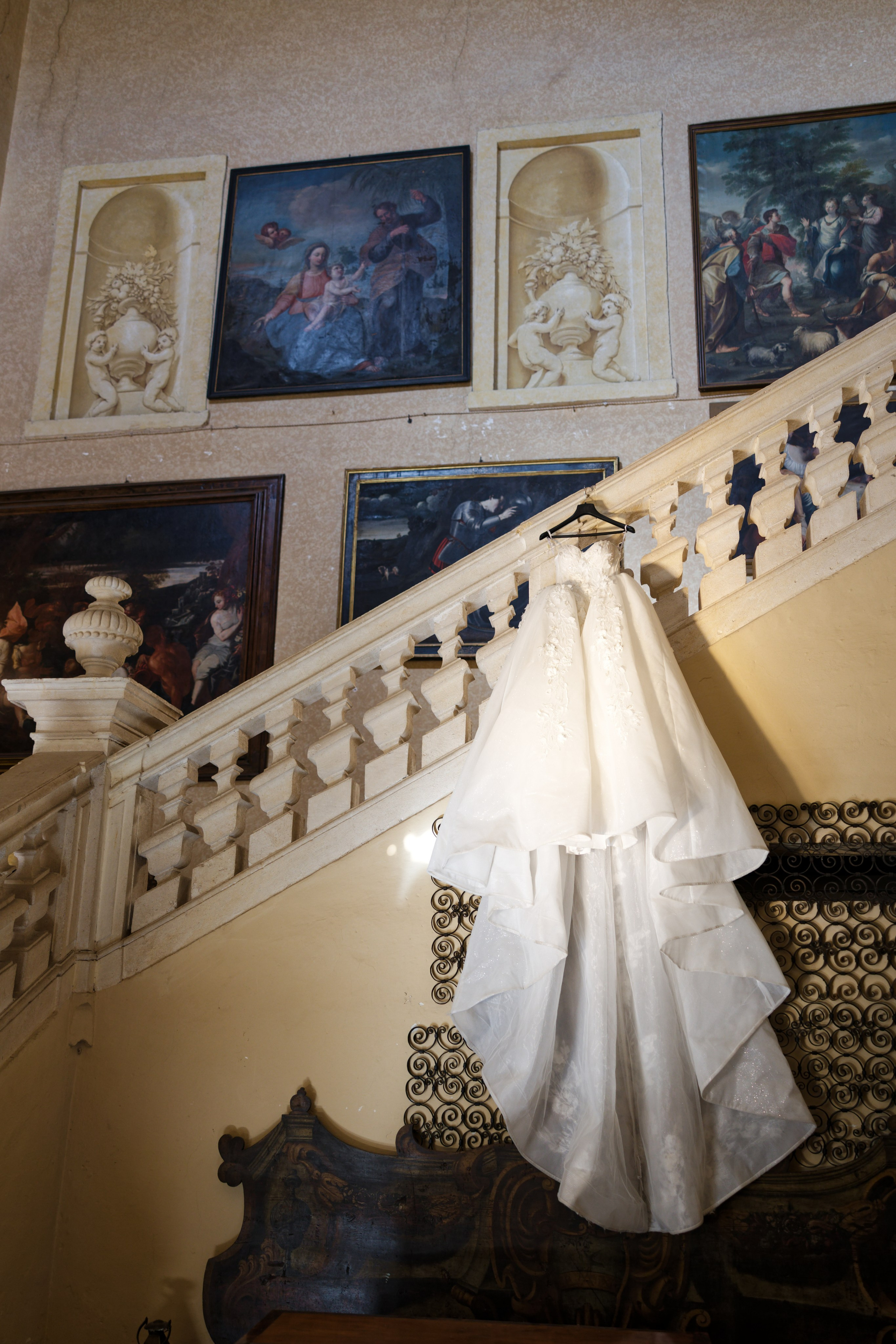 Wedding editorial at Villa Arvedi, Verona, Italy