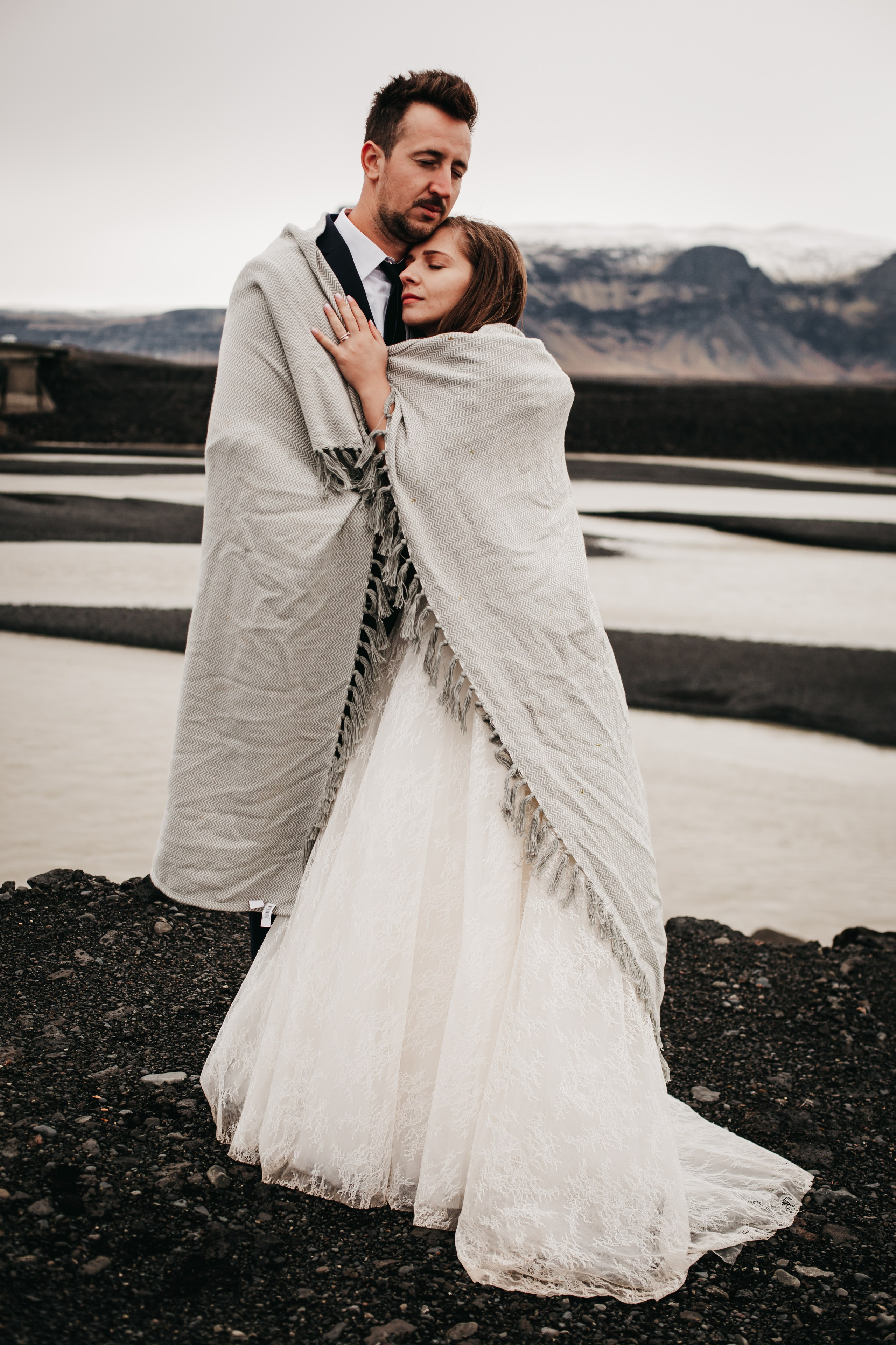 B & A. Fotograf Nunta Iasi - Hearts & Pictures