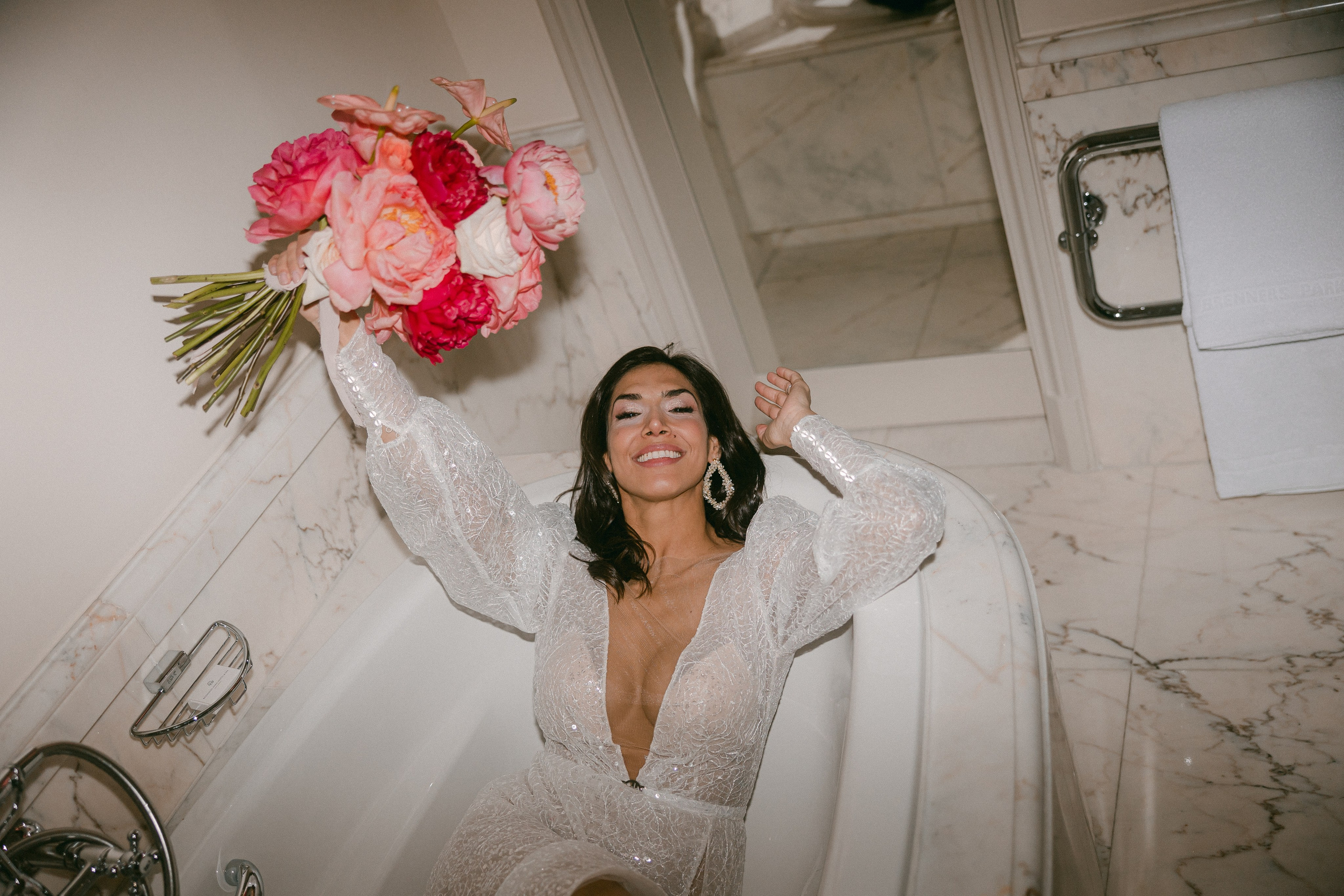 Cool after wedding party. Familien- & Hochzeitsfotografin Schweiz. Valeria Diaz in Zürich und Umgebung