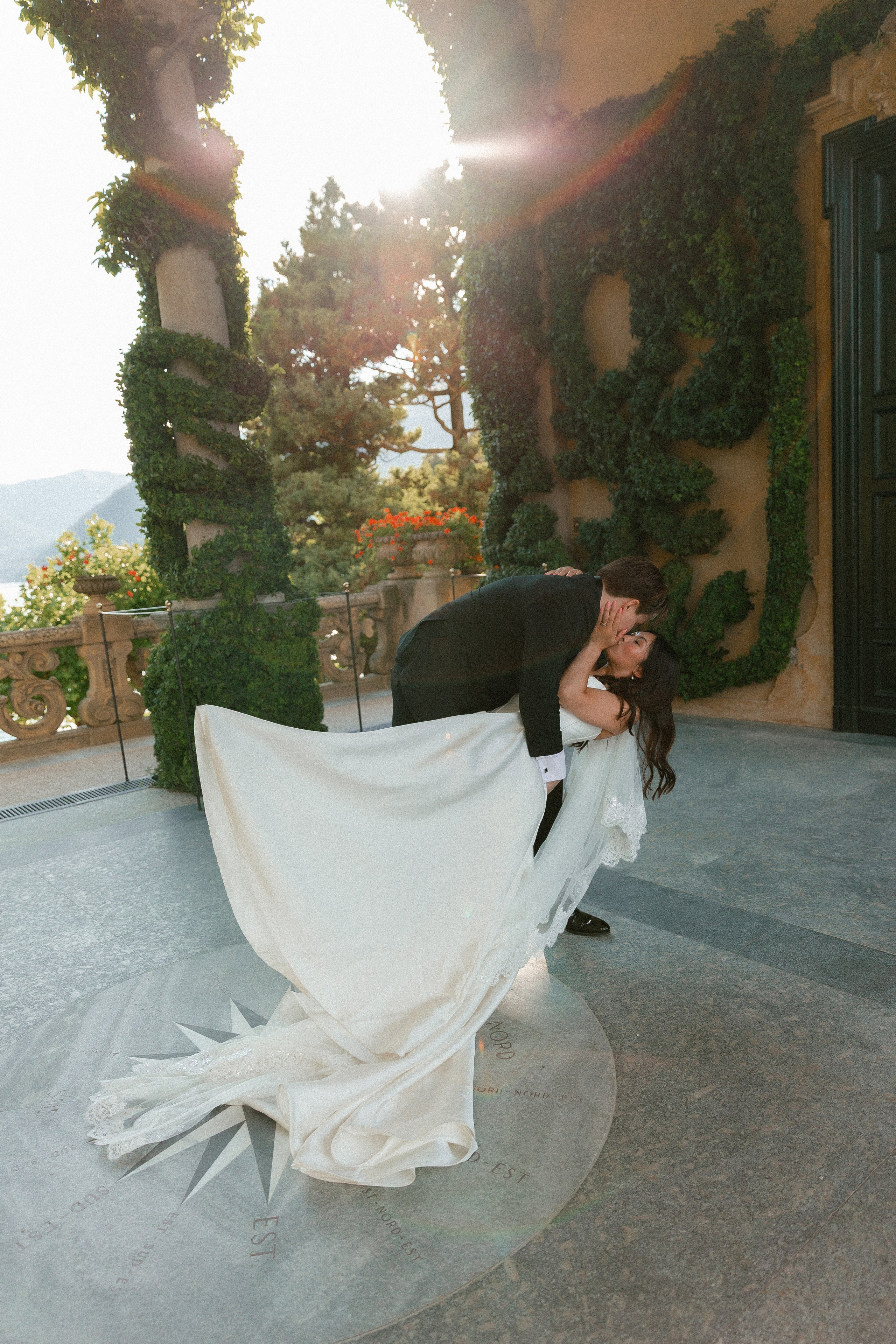 Lily & Zach, Villa del Balbianello. Photographer in Italy Anna Linnik