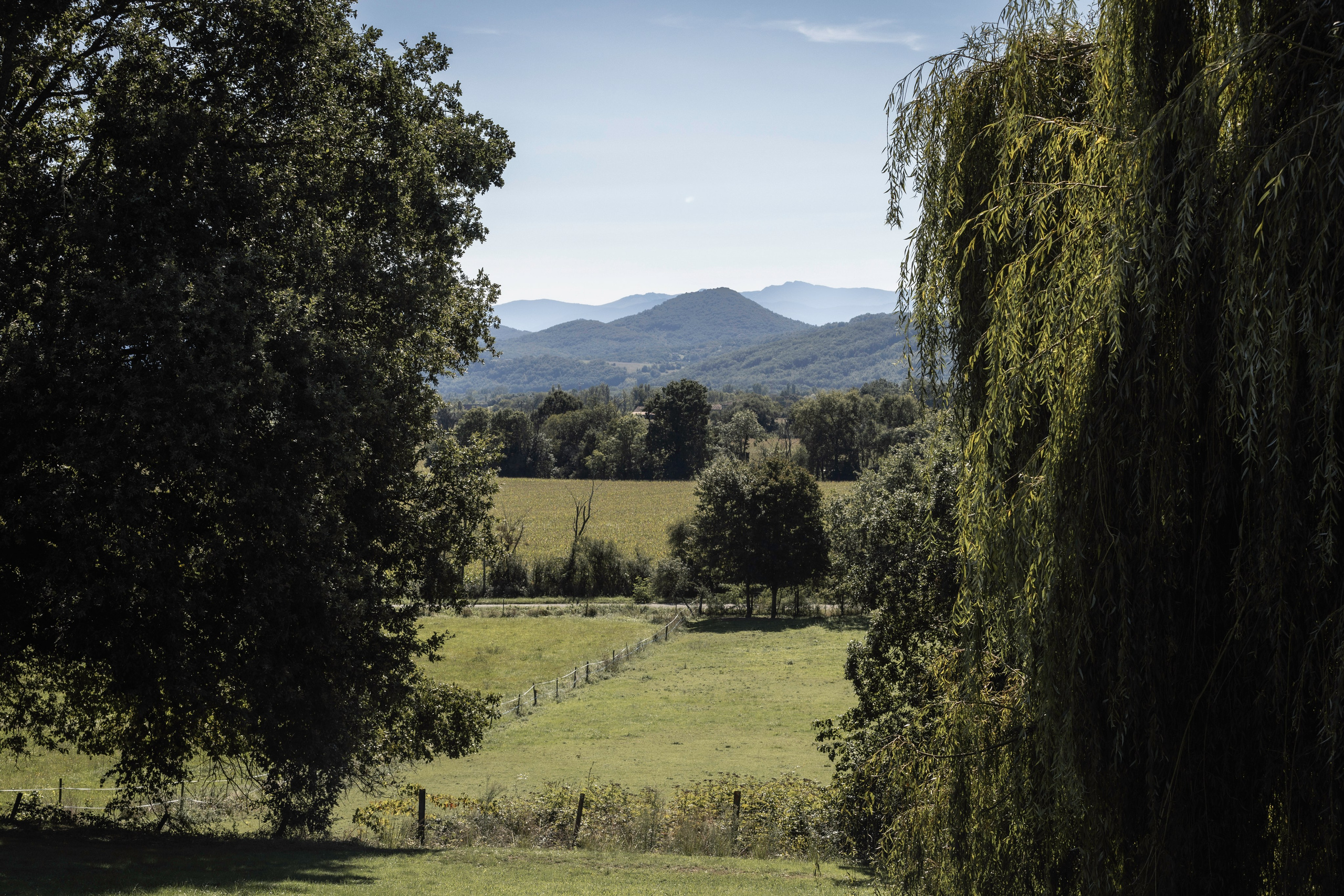 Сохранение драгоценных моментов: Незабываемое крещение в Тулузе. Евгения Смирнова — фотограф в Тулузе и юго-западной Франции