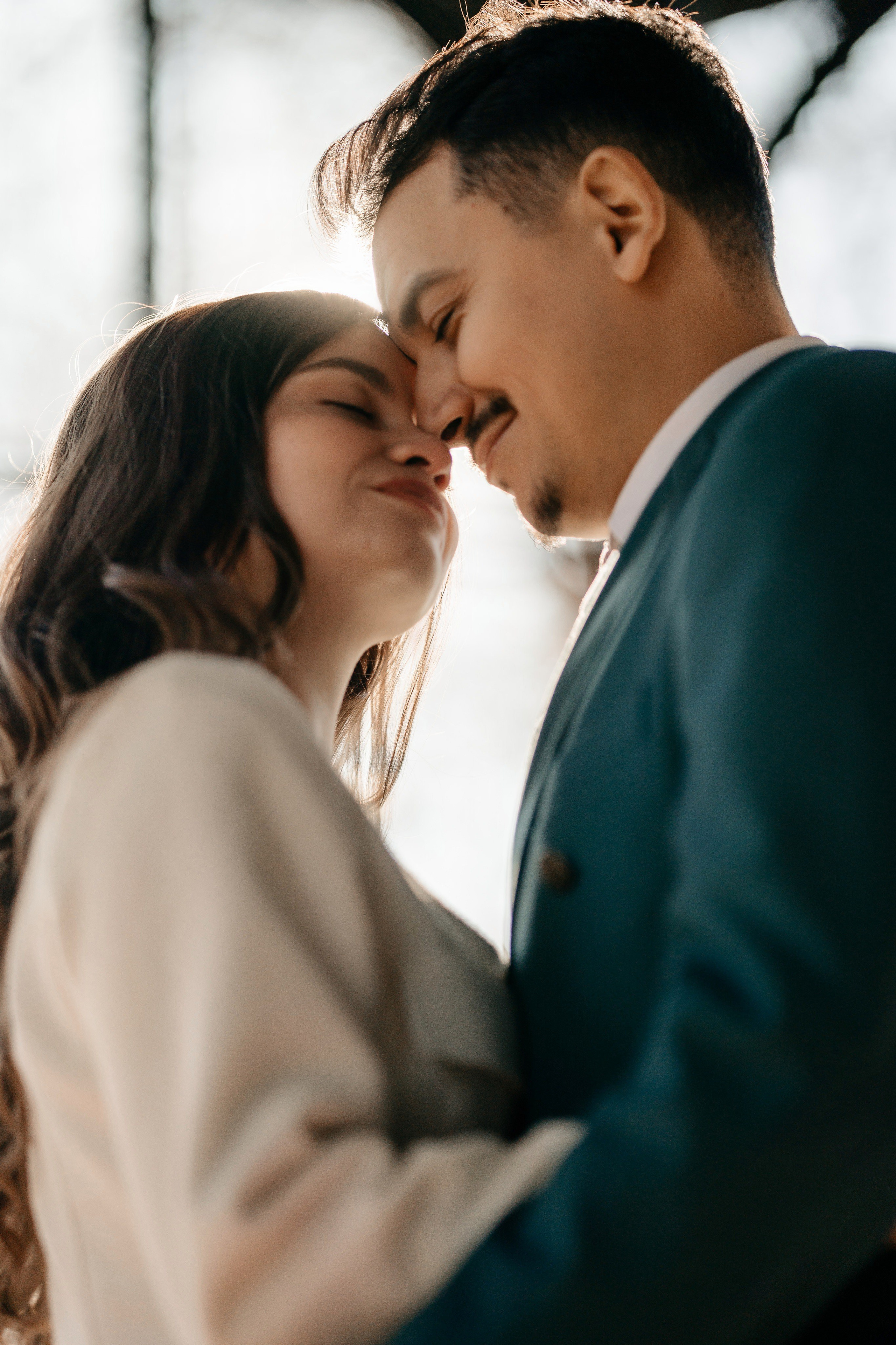 Sedinta Foto la Castelul Ghika. Raw Studio. Fotograful tau de nunta!