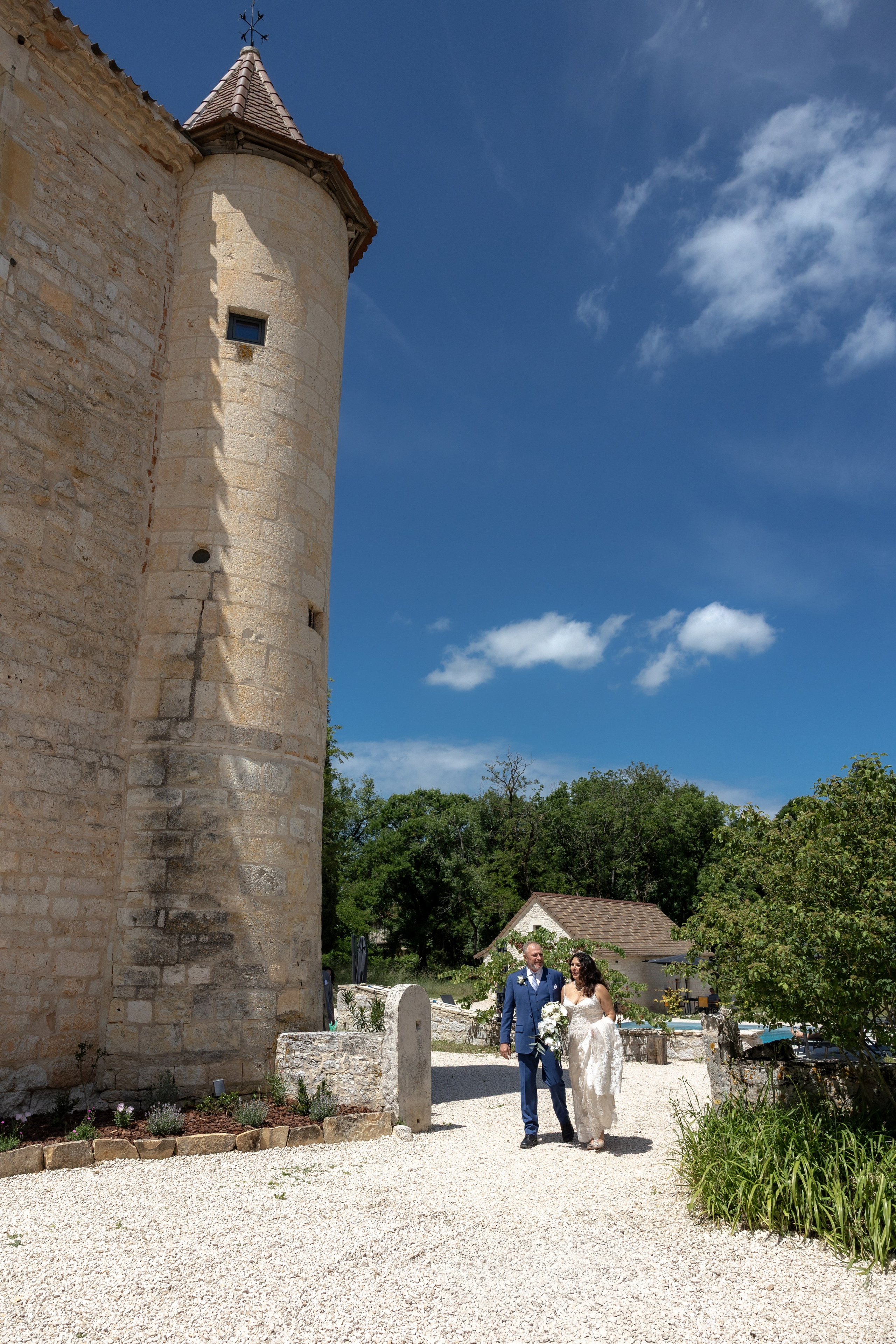 Elopement near Saint-Cirq-Lapopie. Crystal&Robert. Евгения Смирнова — фотограф в Тулузе и юго-западной Франции