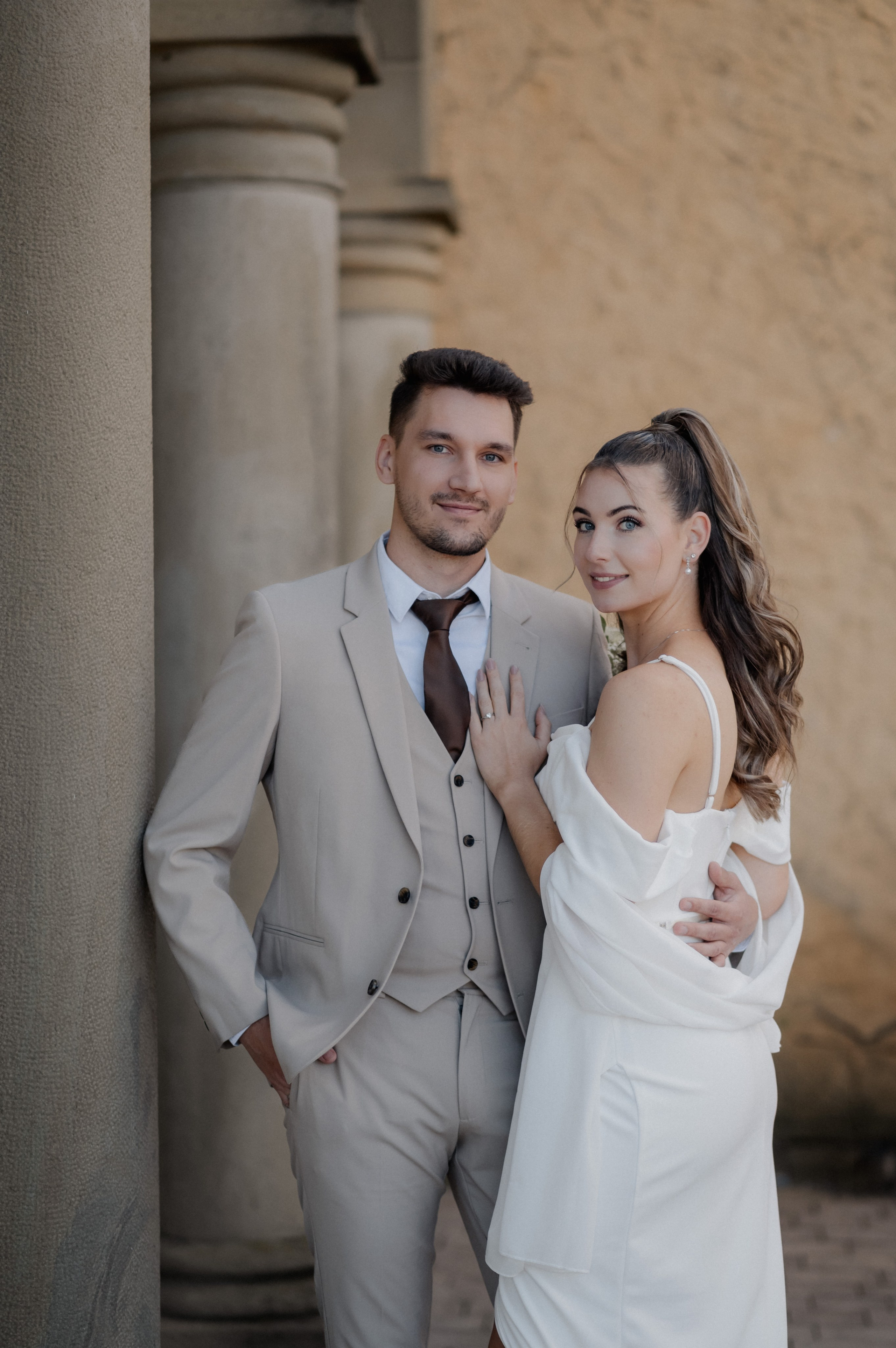 CIVIL WEDDING IN STADTSCHLOSS IN HERRIEDEN. Photographer in Nuremberg Irina Mehnert from Ansbach