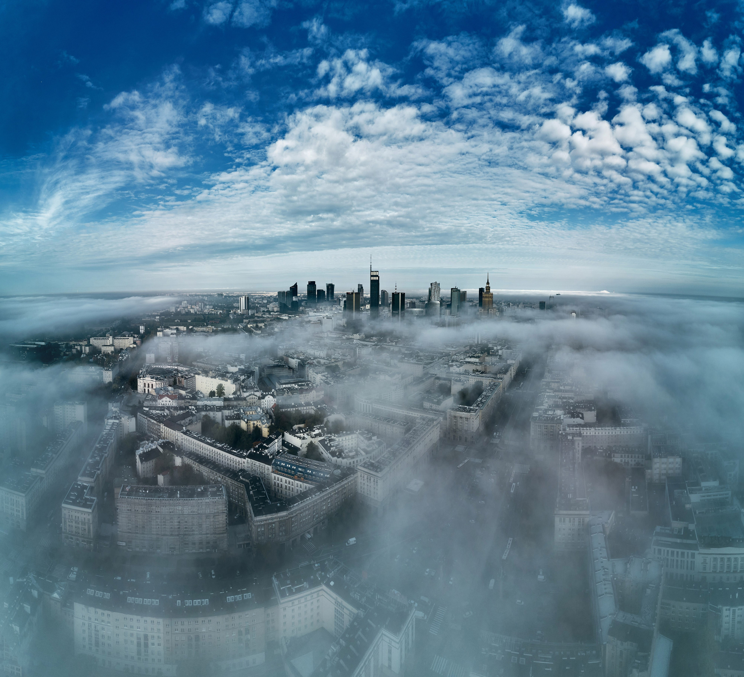 „Mam tak samo jak Ty…” - Warszawa z lotu ptaka. Andriej Szypilow — Photography & Videography