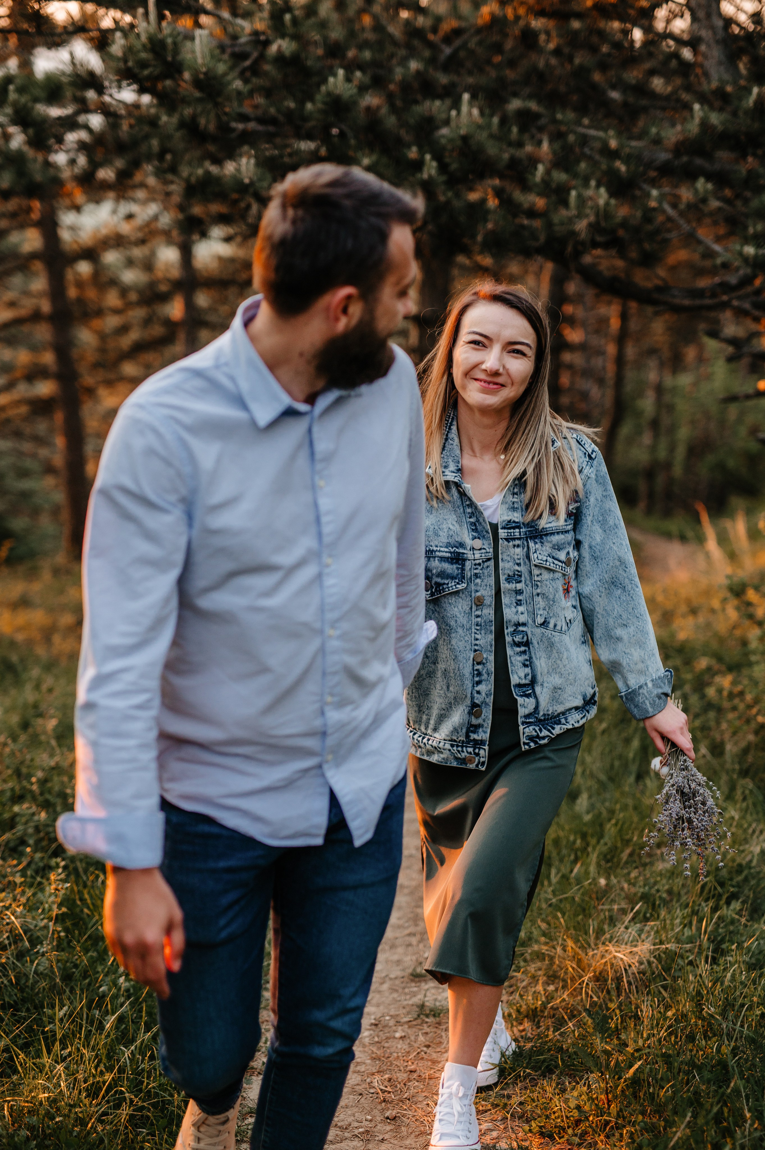 Save the date , sedinta foto la picnic, sedinta foto in natura. Proud Vision Weddings | Wedding Photography & Film — Servicii profesionale Foto Video Nunta Iasi