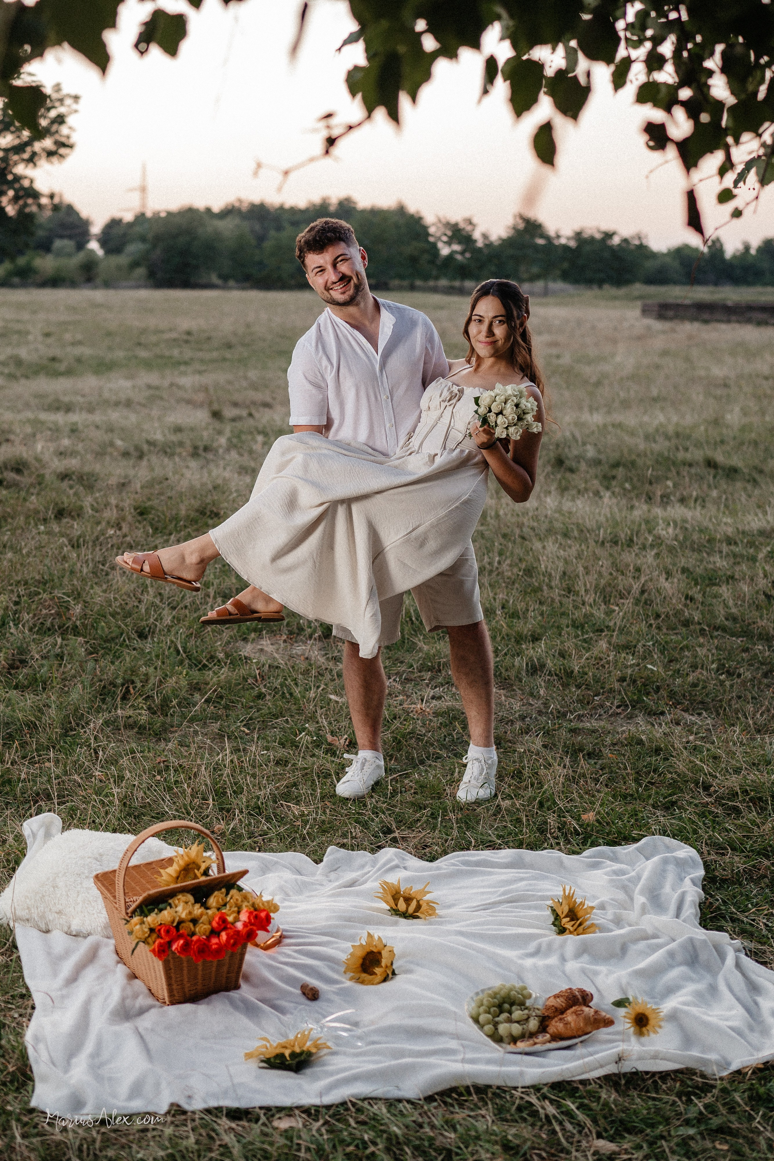 Camelia & Marcel - Save the Date. Marius Alex fotograf de eveniment si portret din Suceava
