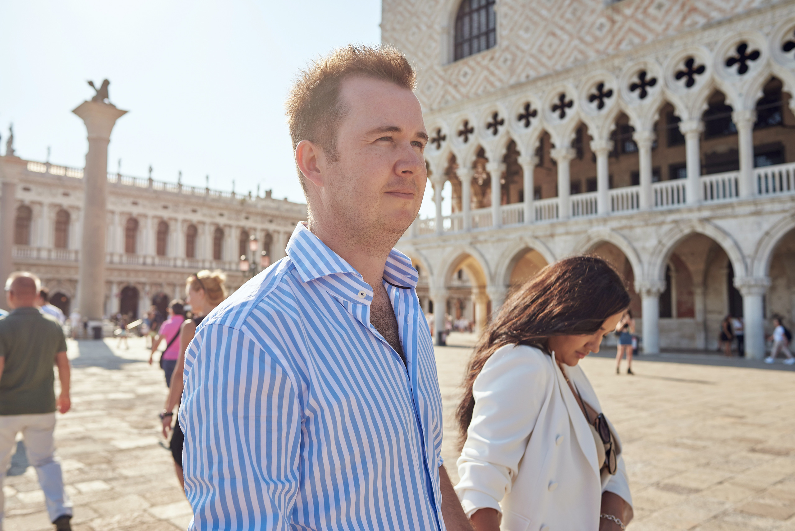 Anniversary photo shoot in Venice