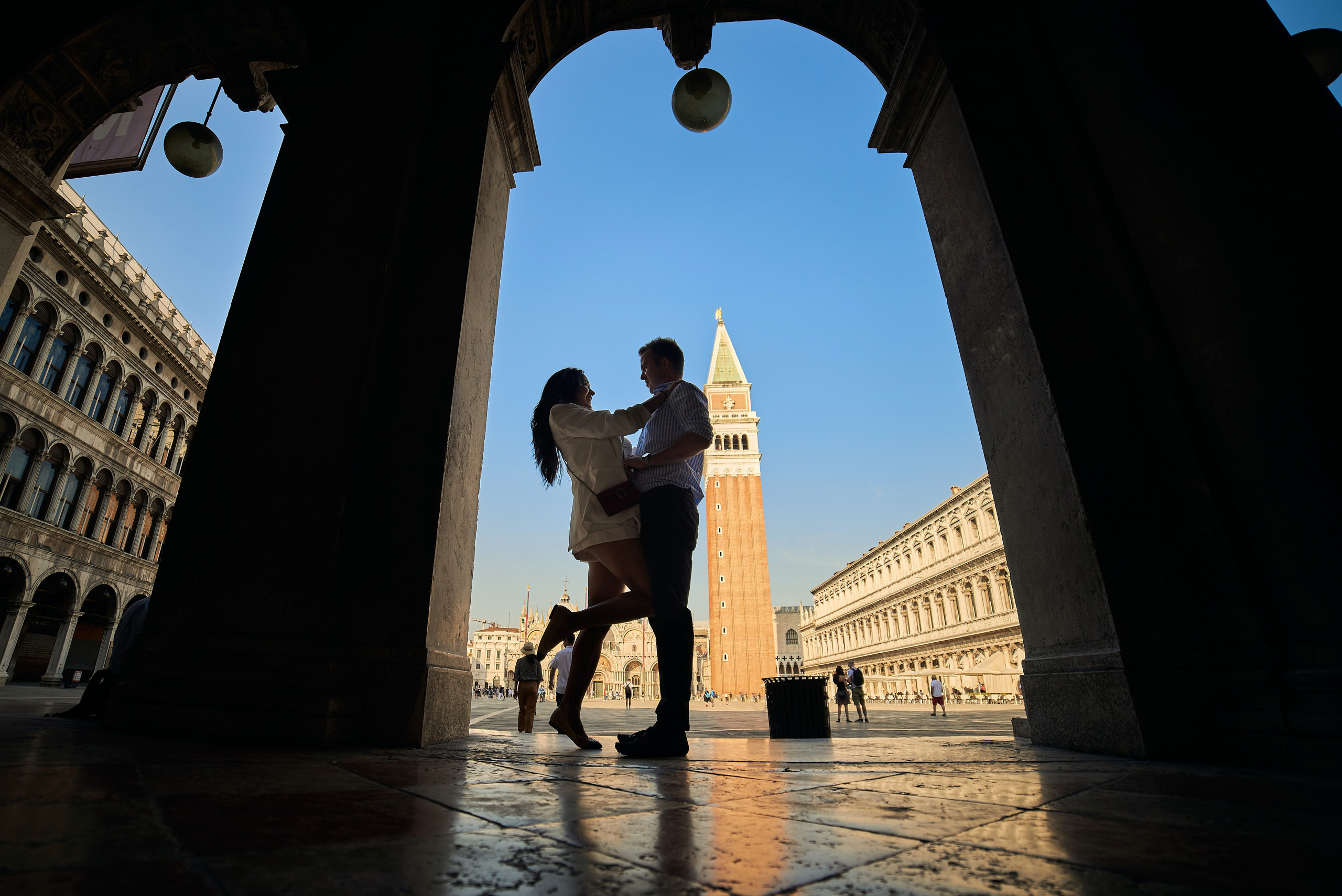Anniversary photo shoot in Venice