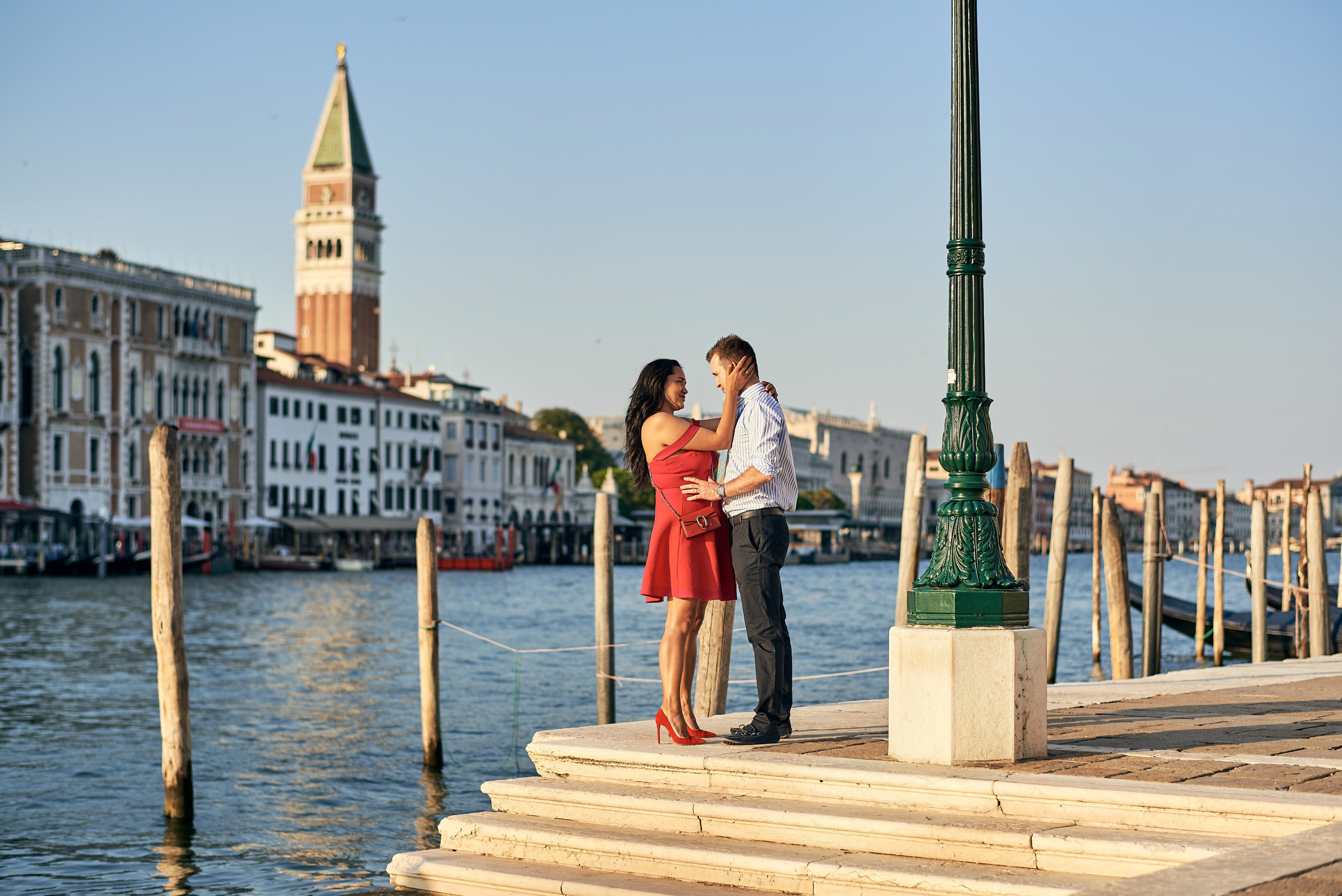 Anniversary photo shoot in Venice