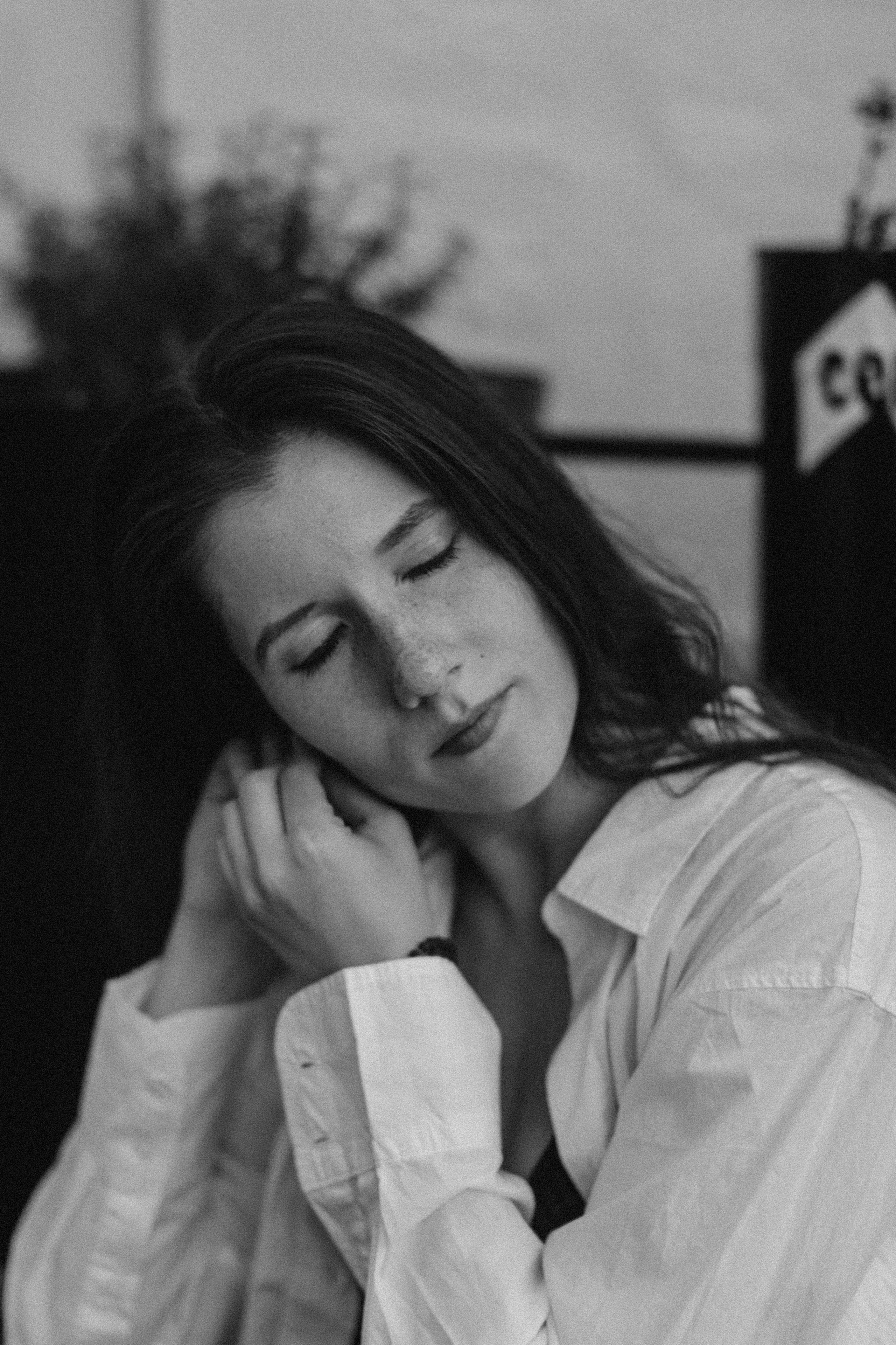 Oksana. The 1st photoshoot in life. True self