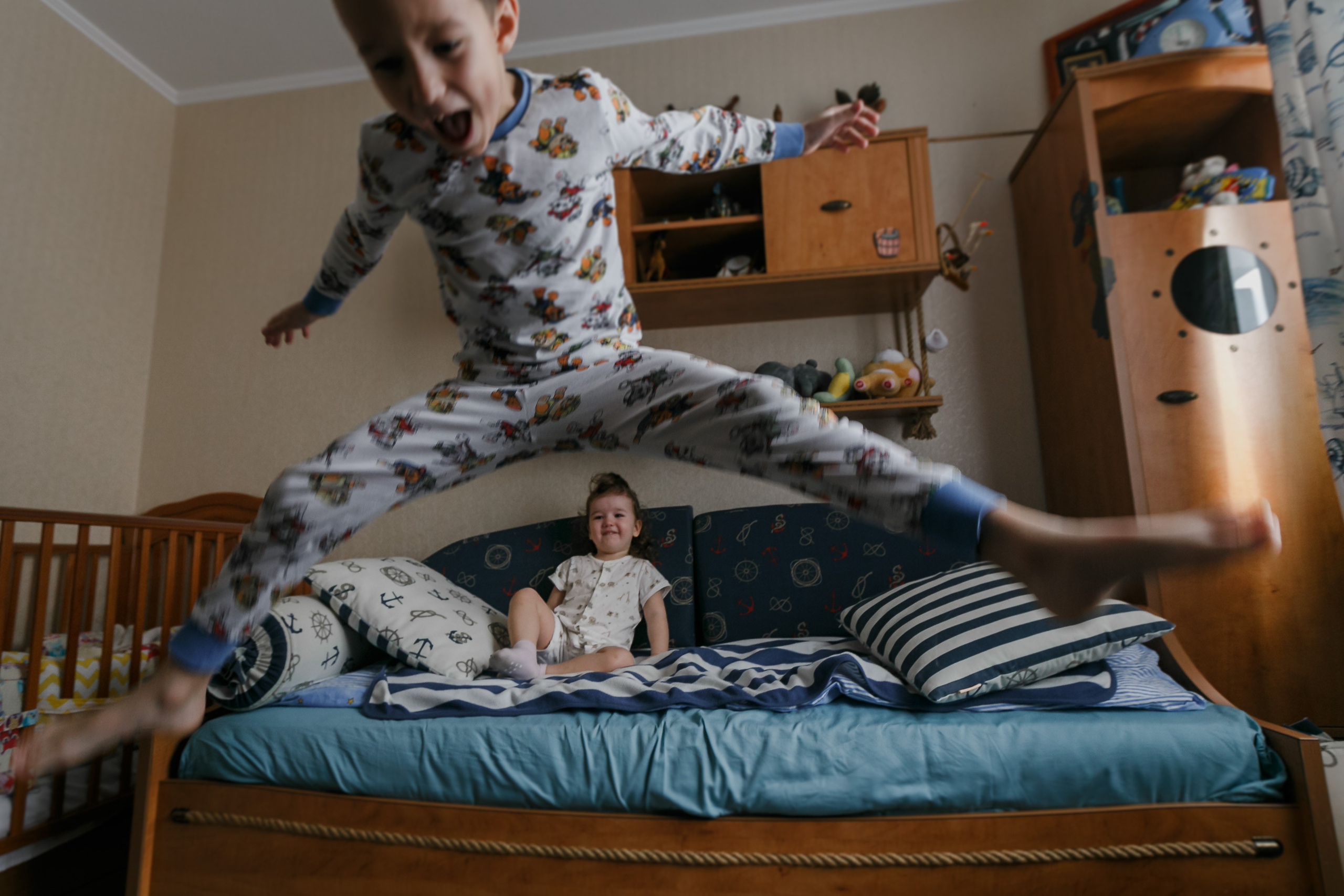 Sesión de fotos de una princesita. Fotógrafo de retrato, familia y reportajes en Valencia | España | Europa Vitalii Lumier