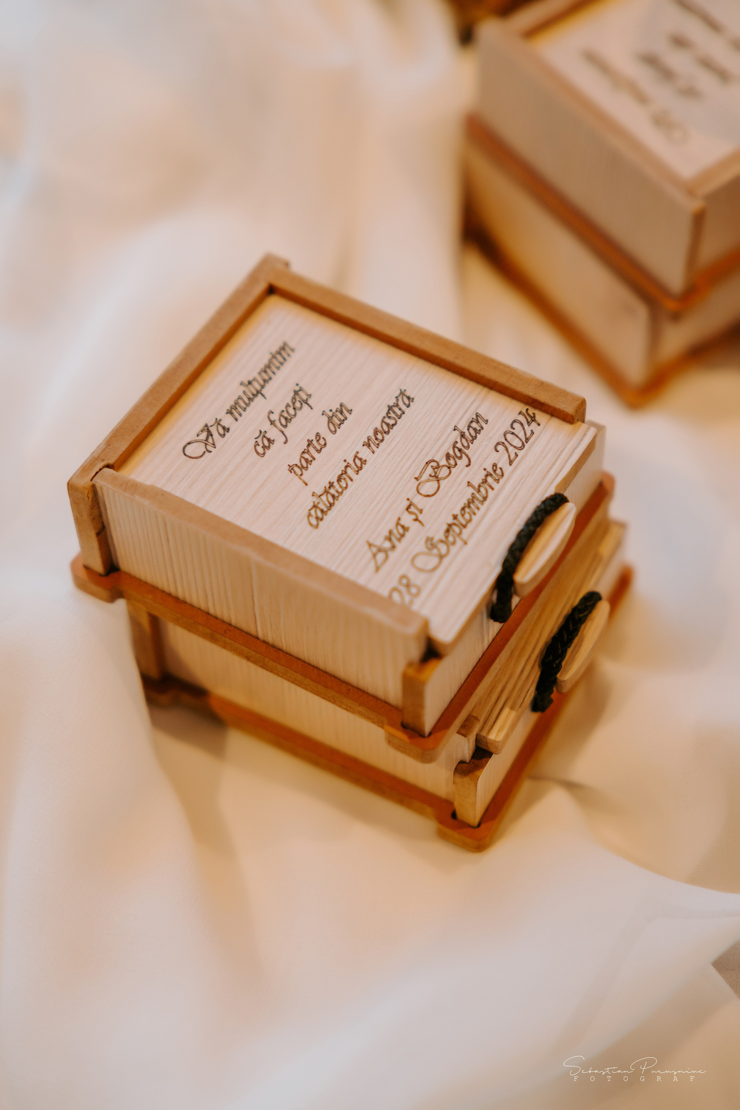 Ana & Bogdan. Sebastian Purusniuc Fotograf - Iasi